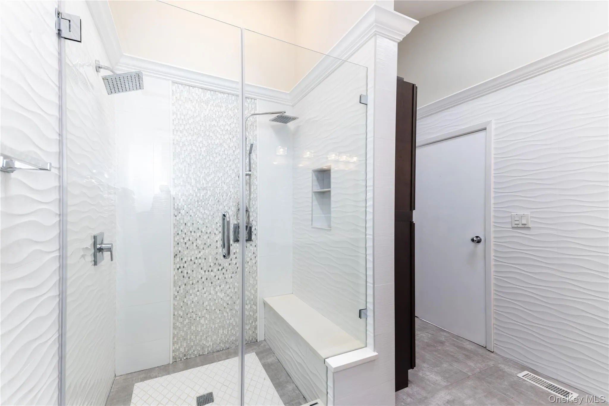 2590 Riverside Drive, Hempstead, NY, 4 Bedrooms Bedrooms, 8 Rooms Rooms,3 BathroomsBathrooms,Residential,For Rent,Riverside,0,1022508 2590 Riverside Drive, Hempstead, NY, 4 Bedrooms Bedrooms, 8 Rooms Rooms,3 BathroomsBathrooms,Residential,For Rent,Riverside,0,1022508
