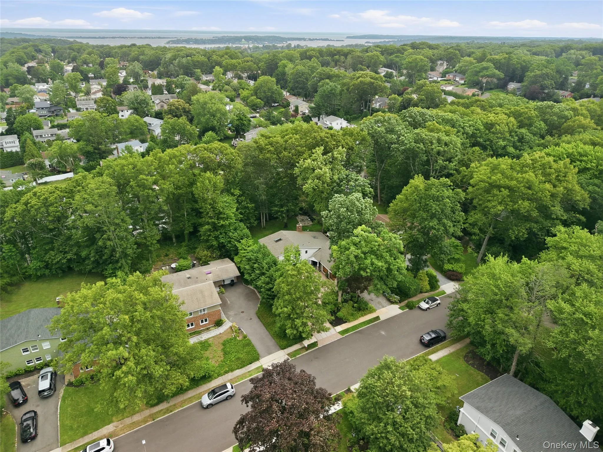 16 Sagamore Road, Oyster Bay, NY, 4 Bedrooms Bedrooms, 7 Rooms Rooms,3 BathroomsBathrooms,Residential,For Rent,Sagamore,0,1022509 16 Sagamore Road, Oyster Bay, NY, 4 Bedrooms Bedrooms, 7 Rooms Rooms,3 BathroomsBathrooms,Residential,For Rent,Sagamore,0,1022509