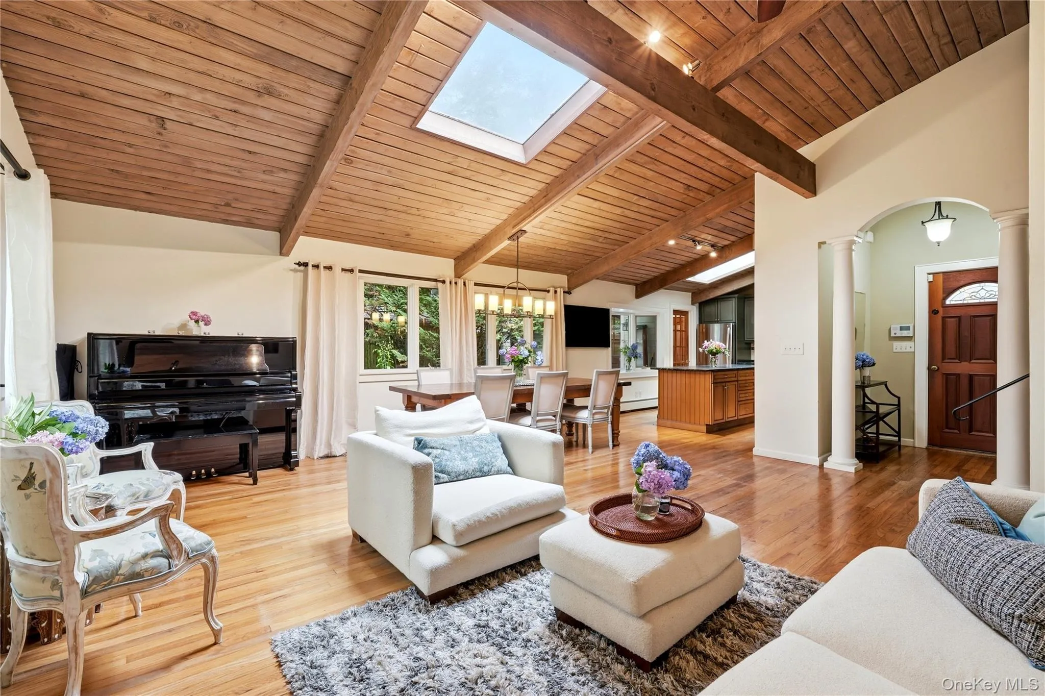 16 Sagamore Road, Oyster Bay, NY, 4 Bedrooms Bedrooms, 7 Rooms Rooms,3 BathroomsBathrooms,Residential,For Rent,Sagamore,0,1022509 16 Sagamore Road, Oyster Bay, NY, 4 Bedrooms Bedrooms, 7 Rooms Rooms,3 BathroomsBathrooms,Residential,For Rent,Sagamore,0,1022509