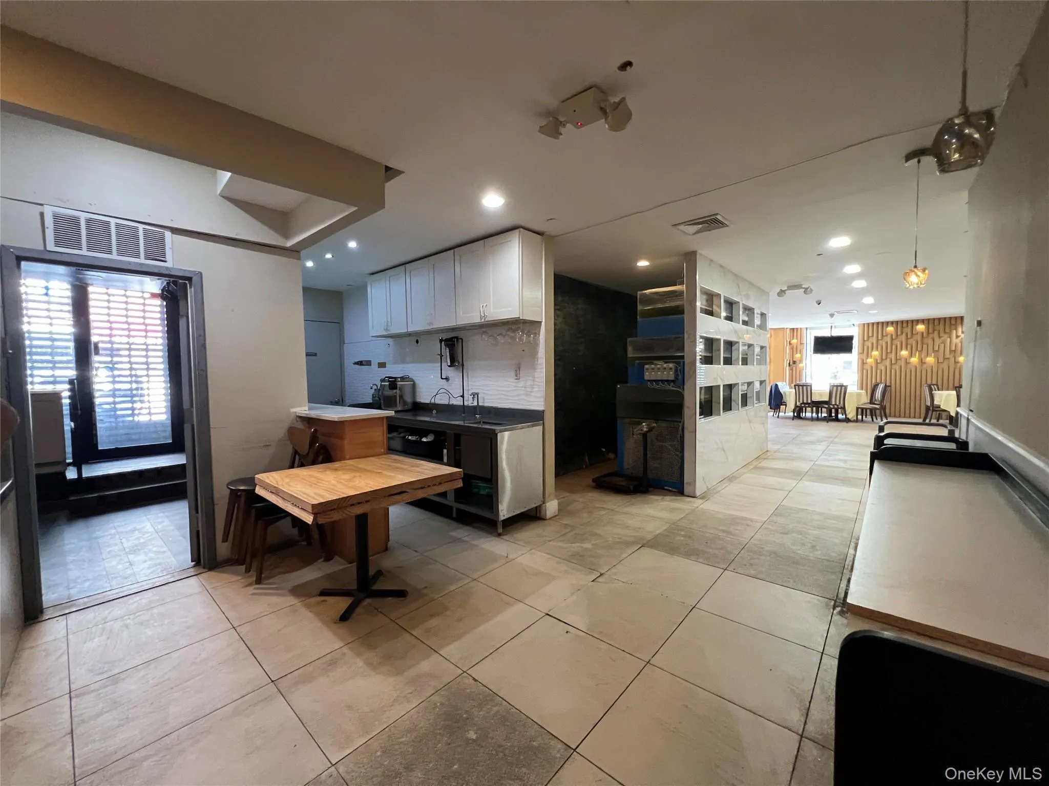 135-47 Northern Boulevard, New York, NY, ,Commercial Lease,For Rent,Northern,0,1022516 135-47 Northern Boulevard, New York, NY, ,Commercial Lease,For Rent,Northern,0,1022516