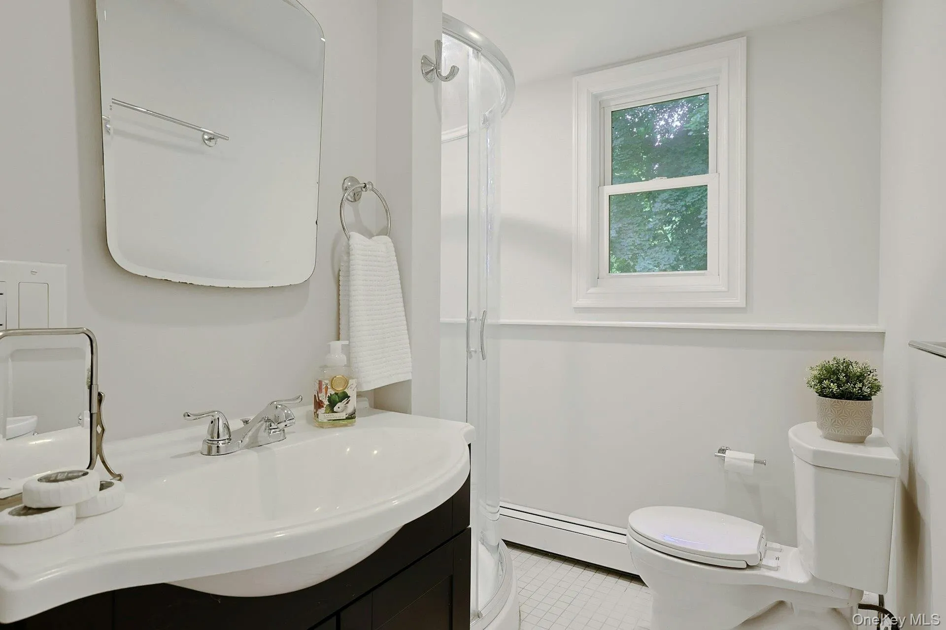 Bath #3 on Lower Level Bath #3 on Lower Level