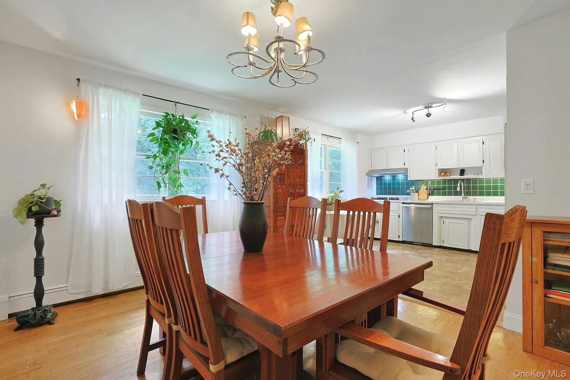 Dining Room looking into kitchen Dining Room looking into kitchen