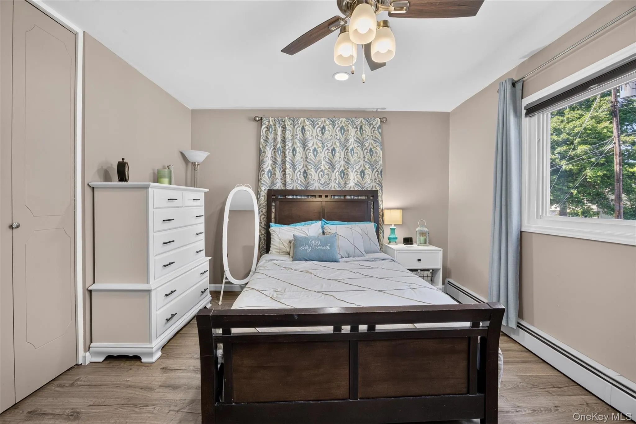 76 Surrey Road, Chester Town, NY, 3 Bedrooms Bedrooms, 8 Rooms Rooms,2 BathroomsBathrooms,Residential,For Rent,Surrey,0,1022518 76 Surrey Road, Chester Town, NY, 3 Bedrooms Bedrooms, 8 Rooms Rooms,2 BathroomsBathrooms,Residential,For Rent,Surrey,0,1022518
