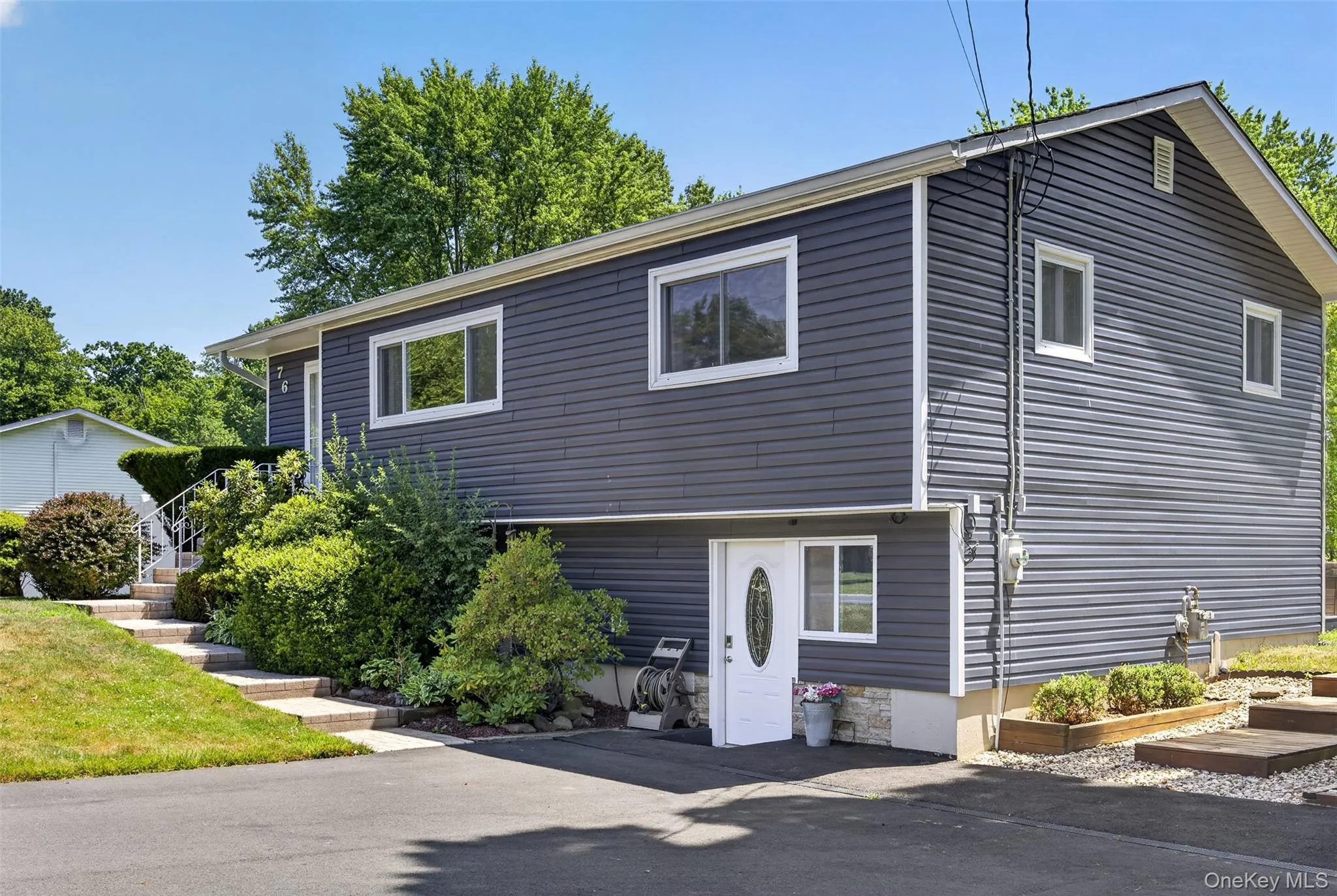76 Surrey Road, Chester Town, NY, 3 Bedrooms Bedrooms, 8 Rooms Rooms,2 BathroomsBathrooms,Residential,For Rent,Surrey,0,1022518 76 Surrey Road, Chester Town, NY, 3 Bedrooms Bedrooms, 8 Rooms Rooms,2 BathroomsBathrooms,Residential,For Rent,Surrey,0,1022518