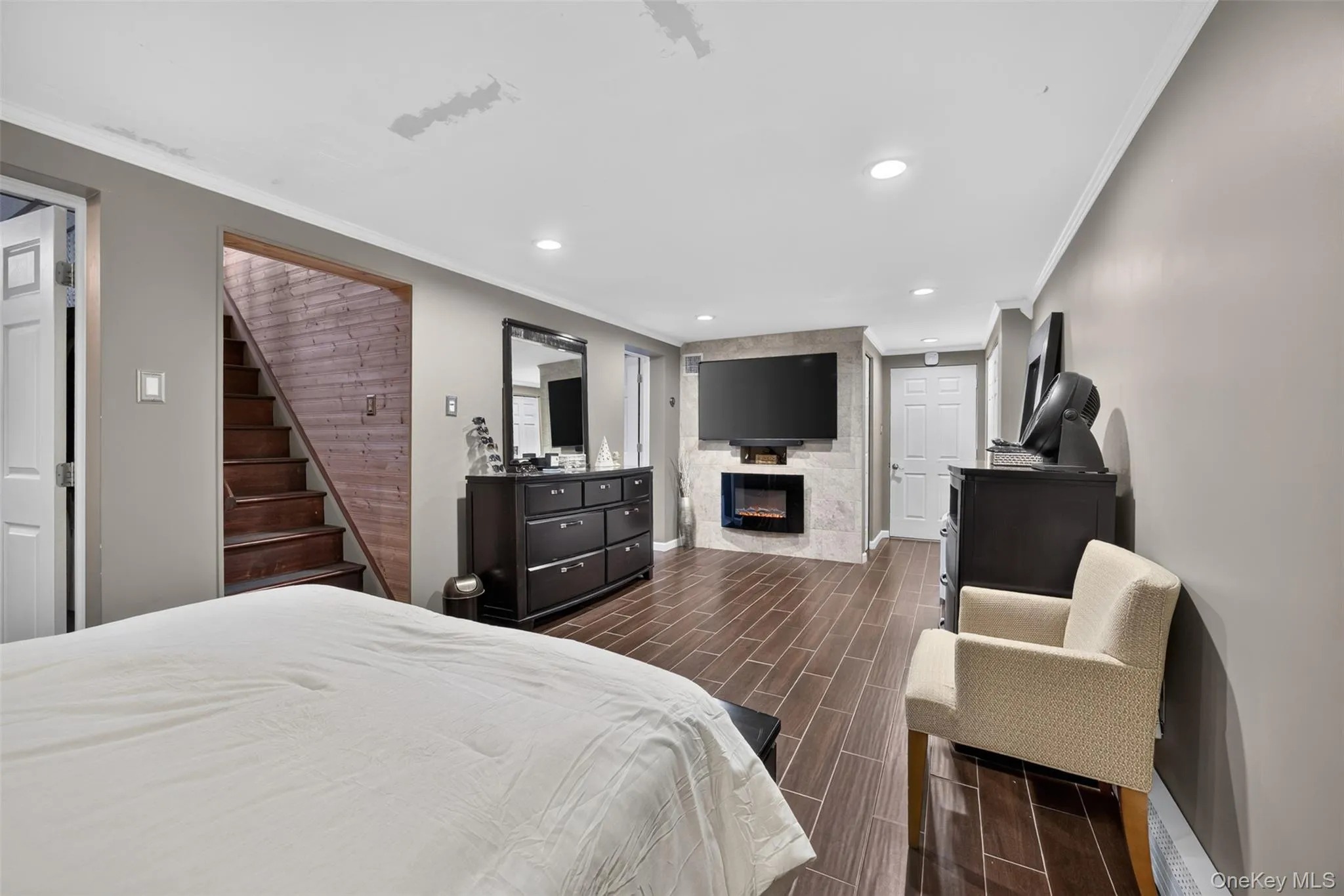 76 Surrey Road, Chester Town, NY, 3 Bedrooms Bedrooms, 8 Rooms Rooms,2 BathroomsBathrooms,Residential,For Rent,Surrey,0,1022518 76 Surrey Road, Chester Town, NY, 3 Bedrooms Bedrooms, 8 Rooms Rooms,2 BathroomsBathrooms,Residential,For Rent,Surrey,0,1022518