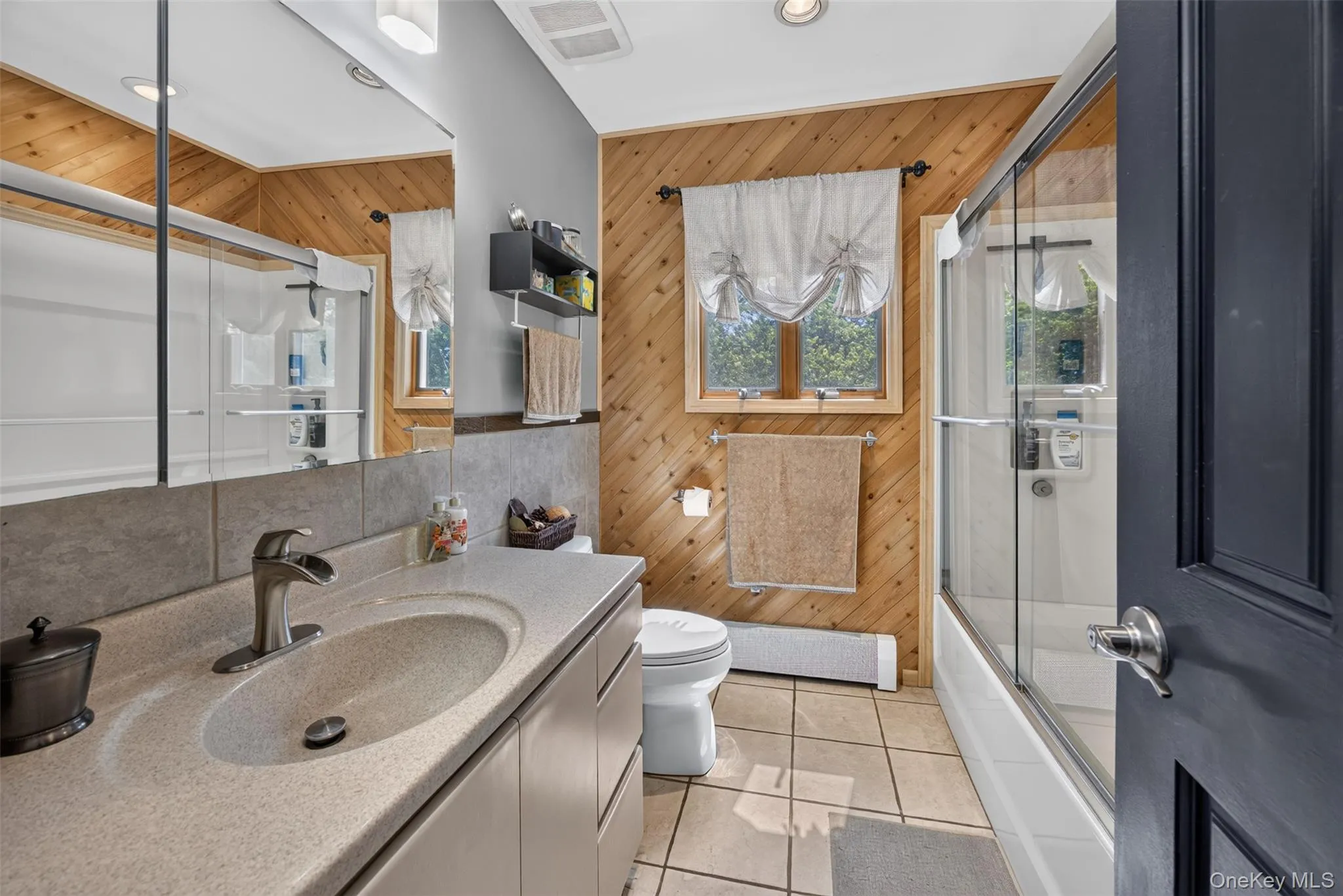 76 Surrey Road, Chester Town, NY, 3 Bedrooms Bedrooms, 8 Rooms Rooms,2 BathroomsBathrooms,Residential,For Rent,Surrey,0,1022518 76 Surrey Road, Chester Town, NY, 3 Bedrooms Bedrooms, 8 Rooms Rooms,2 BathroomsBathrooms,Residential,For Rent,Surrey,0,1022518