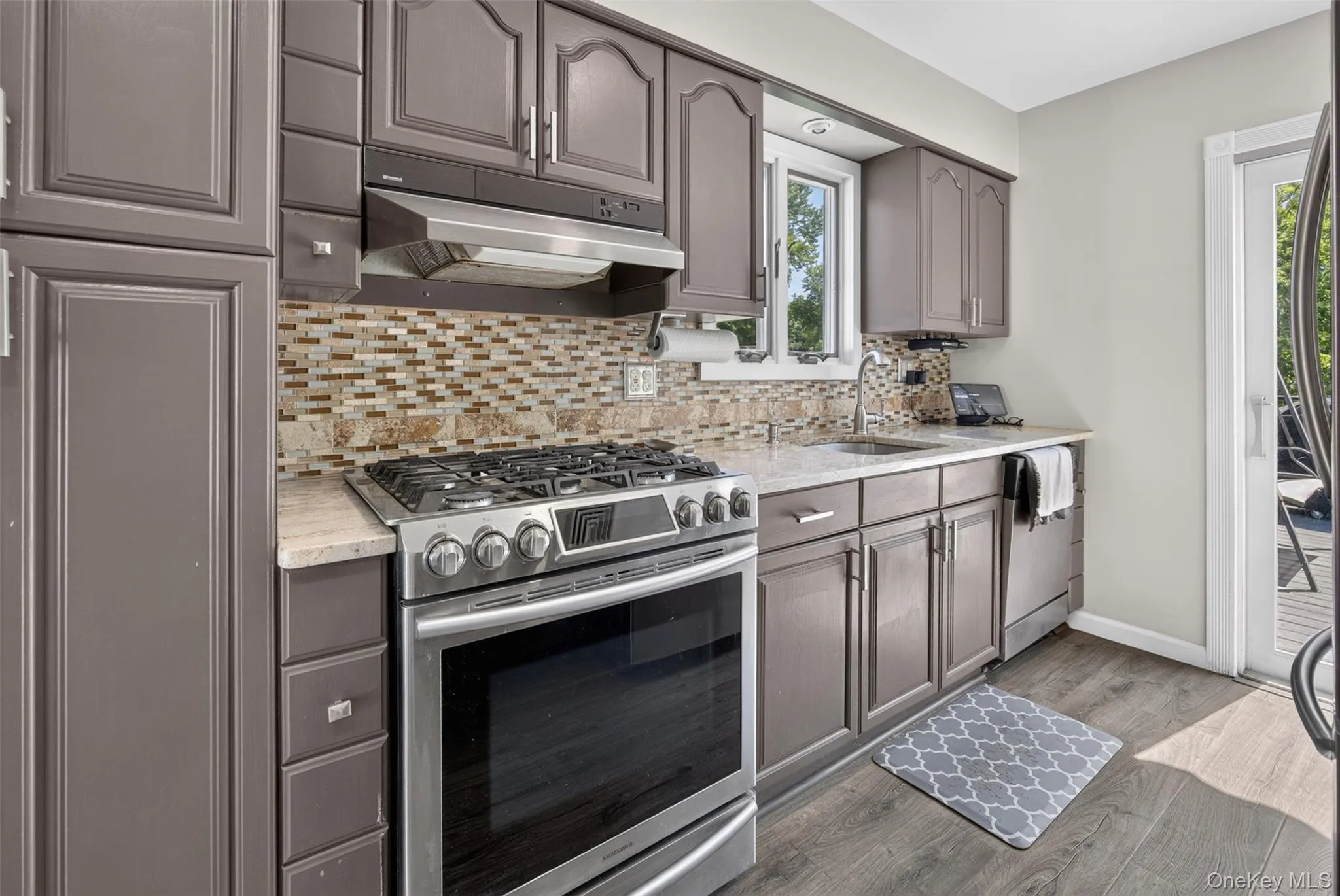 76 Surrey Road, Chester Town, NY, 3 Bedrooms Bedrooms, 8 Rooms Rooms,2 BathroomsBathrooms,Residential,For Rent,Surrey,0,1022518 76 Surrey Road, Chester Town, NY, 3 Bedrooms Bedrooms, 8 Rooms Rooms,2 BathroomsBathrooms,Residential,For Rent,Surrey,0,1022518