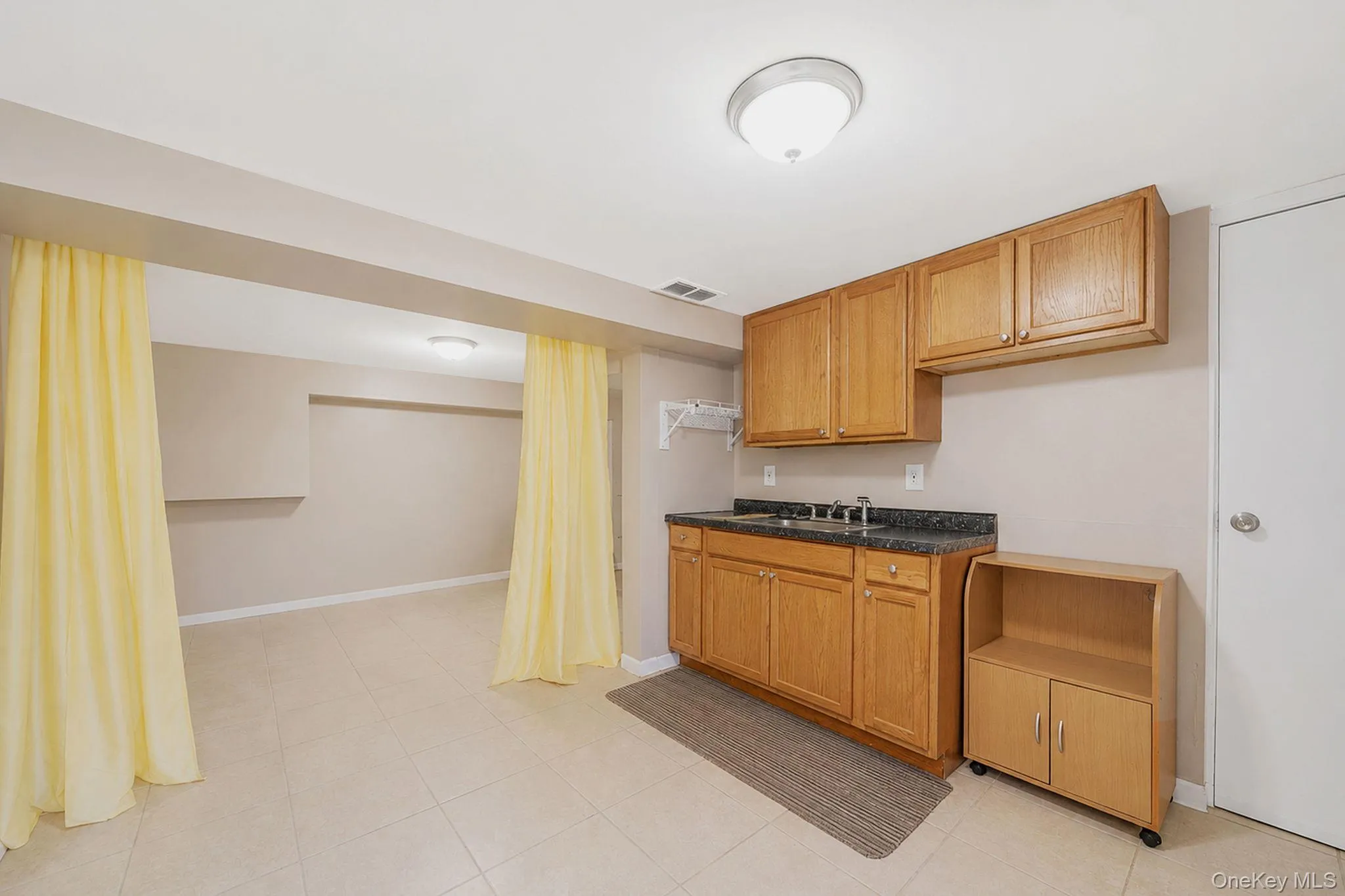 135 Clayton Street, Islip, NY, 2 Bedrooms Bedrooms, 7 Rooms Rooms,2 BathroomsBathrooms,Residential,For Rent,Clayton,0,1022521 135 Clayton Street, Islip, NY, 2 Bedrooms Bedrooms, 7 Rooms Rooms,2 BathroomsBathrooms,Residential,For Rent,Clayton,0,1022521