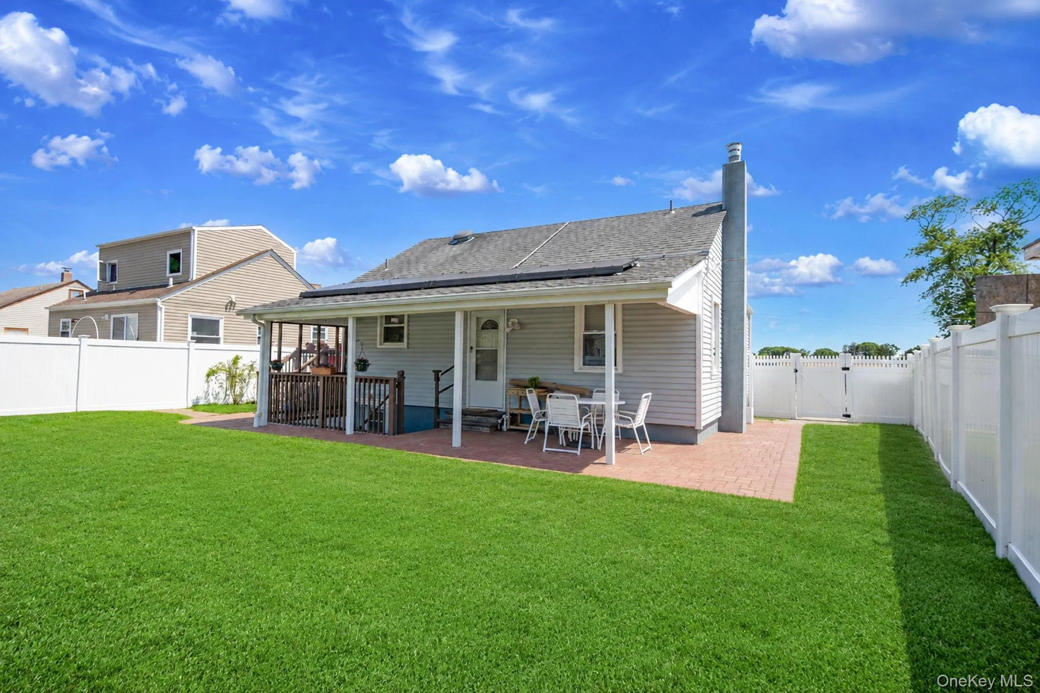 135 Clayton Street, Islip, NY, 2 Bedrooms Bedrooms, 7 Rooms Rooms,2 BathroomsBathrooms,Residential,For Rent,Clayton,0,1022521 135 Clayton Street, Islip, NY, 2 Bedrooms Bedrooms, 7 Rooms Rooms,2 BathroomsBathrooms,Residential,For Rent,Clayton,0,1022521