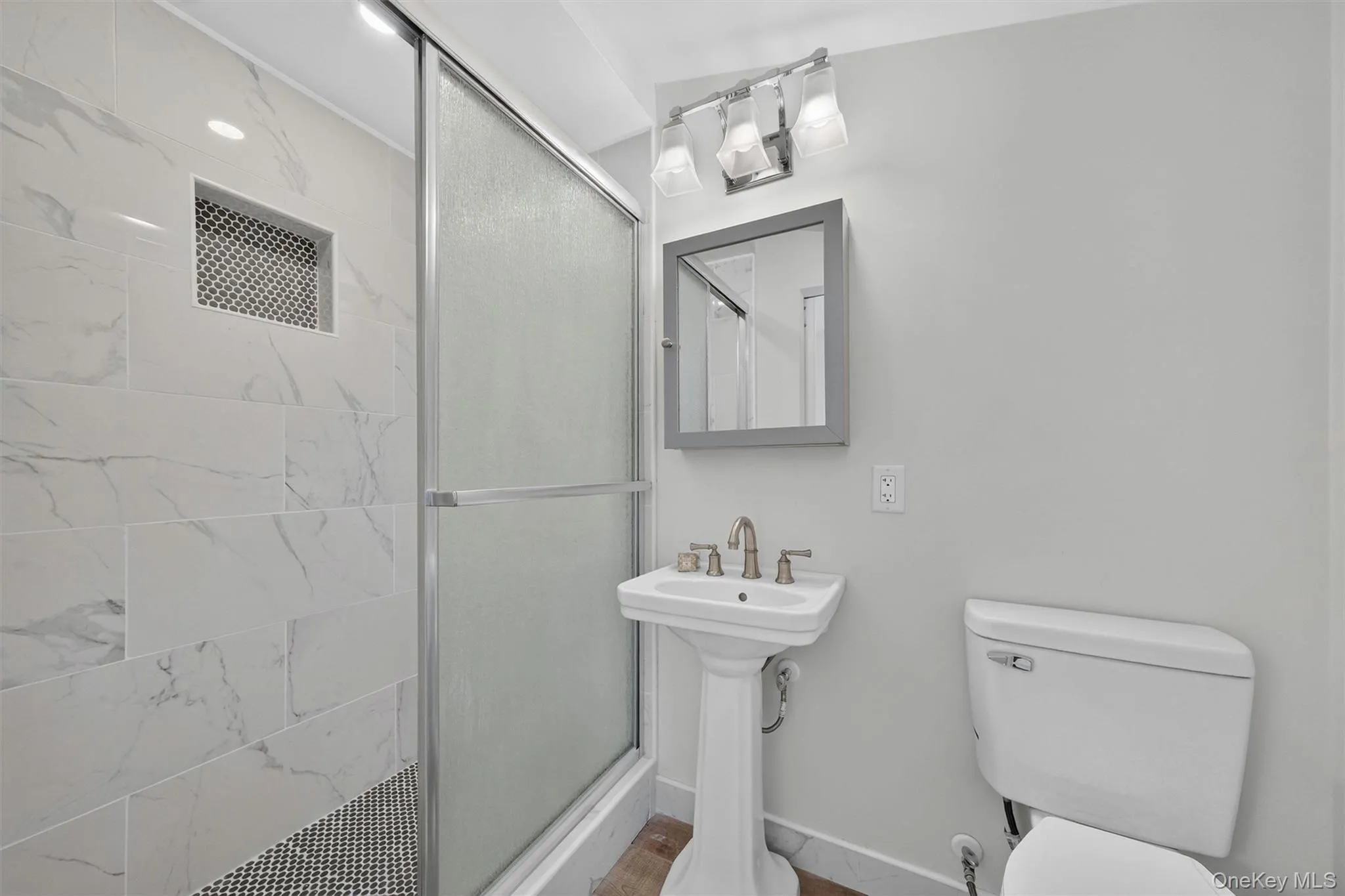 262 Linden Avenue, Red Hook, NY, 3 Bedrooms Bedrooms, 7 Rooms Rooms,3 BathroomsBathrooms,Residential,For Rent,Linden,0,1022522 262 Linden Avenue, Red Hook, NY, 3 Bedrooms Bedrooms, 7 Rooms Rooms,3 BathroomsBathrooms,Residential,For Rent,Linden,0,1022522