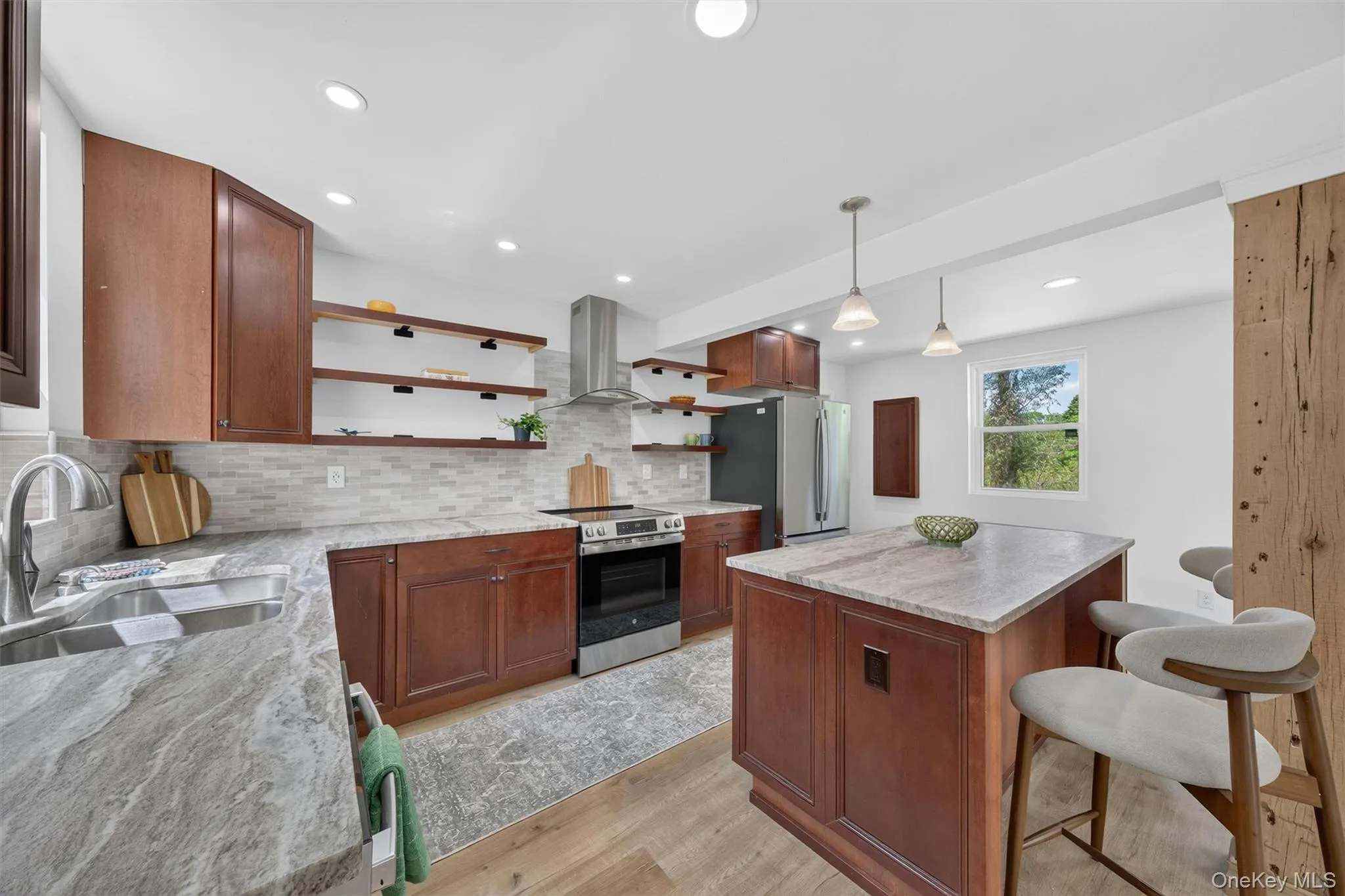 262 Linden Avenue, Red Hook, NY, 3 Bedrooms Bedrooms, 7 Rooms Rooms,3 BathroomsBathrooms,Residential,For Rent,Linden,0,1022522 262 Linden Avenue, Red Hook, NY, 3 Bedrooms Bedrooms, 7 Rooms Rooms,3 BathroomsBathrooms,Residential,For Rent,Linden,0,1022522