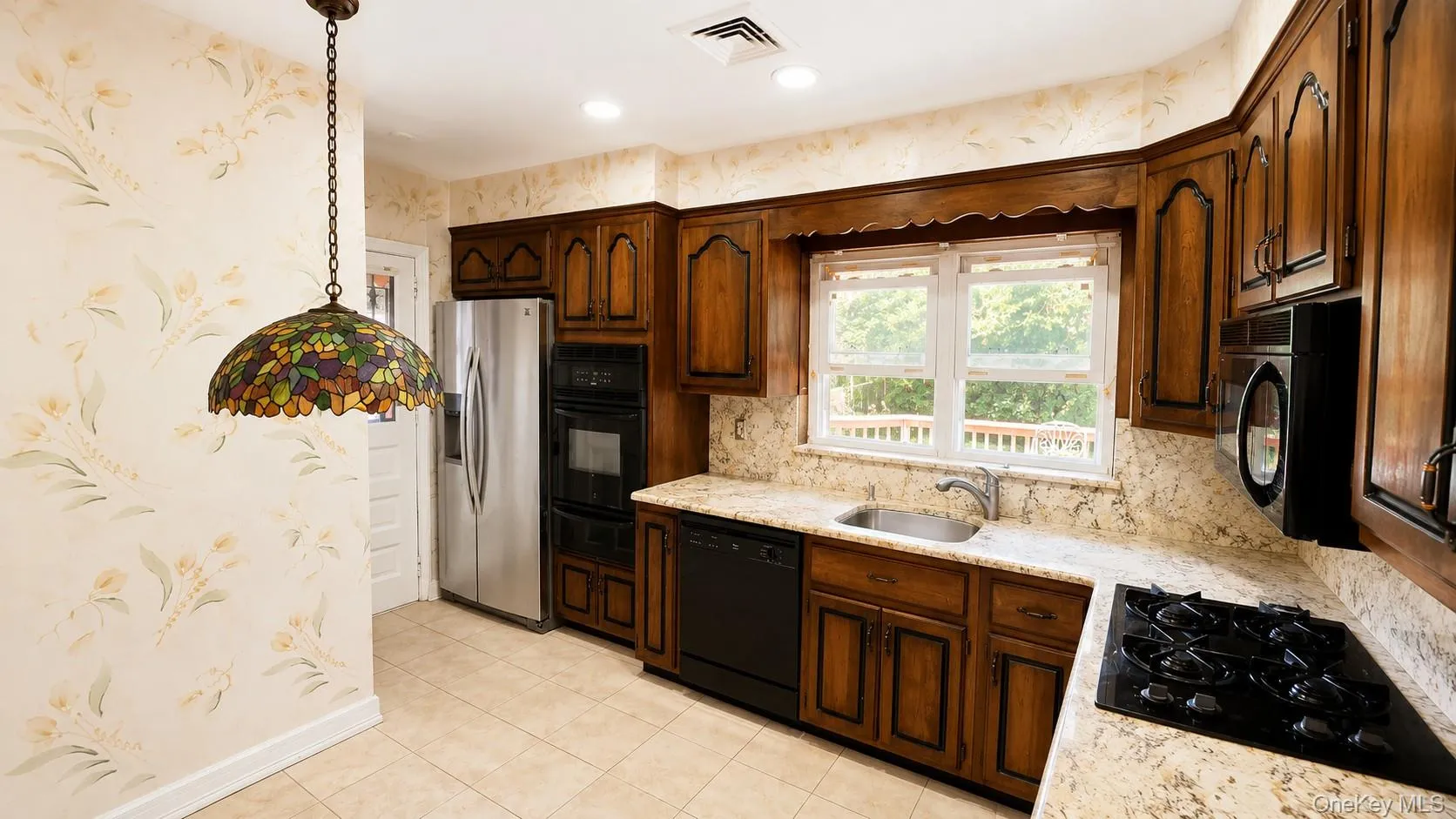 8017 215th Street, New York, NY, 3 Bedrooms Bedrooms, 5 Rooms Rooms,2 BathroomsBathrooms,Residential,For Rent,215th,0,1022523 8017 215th Street, New York, NY, 3 Bedrooms Bedrooms, 5 Rooms Rooms,2 BathroomsBathrooms,Residential,For Rent,215th,0,1022523
