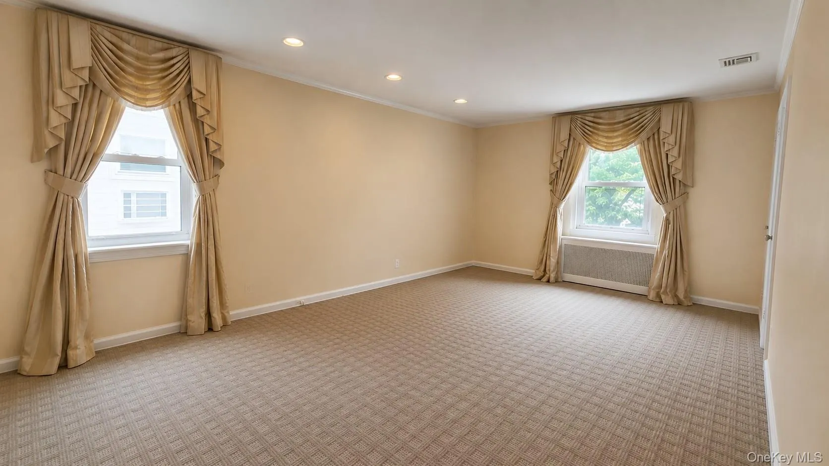 8017 215th Street, New York, NY, 3 Bedrooms Bedrooms, 5 Rooms Rooms,2 BathroomsBathrooms,Residential,For Rent,215th,0,1022523 8017 215th Street, New York, NY, 3 Bedrooms Bedrooms, 5 Rooms Rooms,2 BathroomsBathrooms,Residential,For Rent,215th,0,1022523