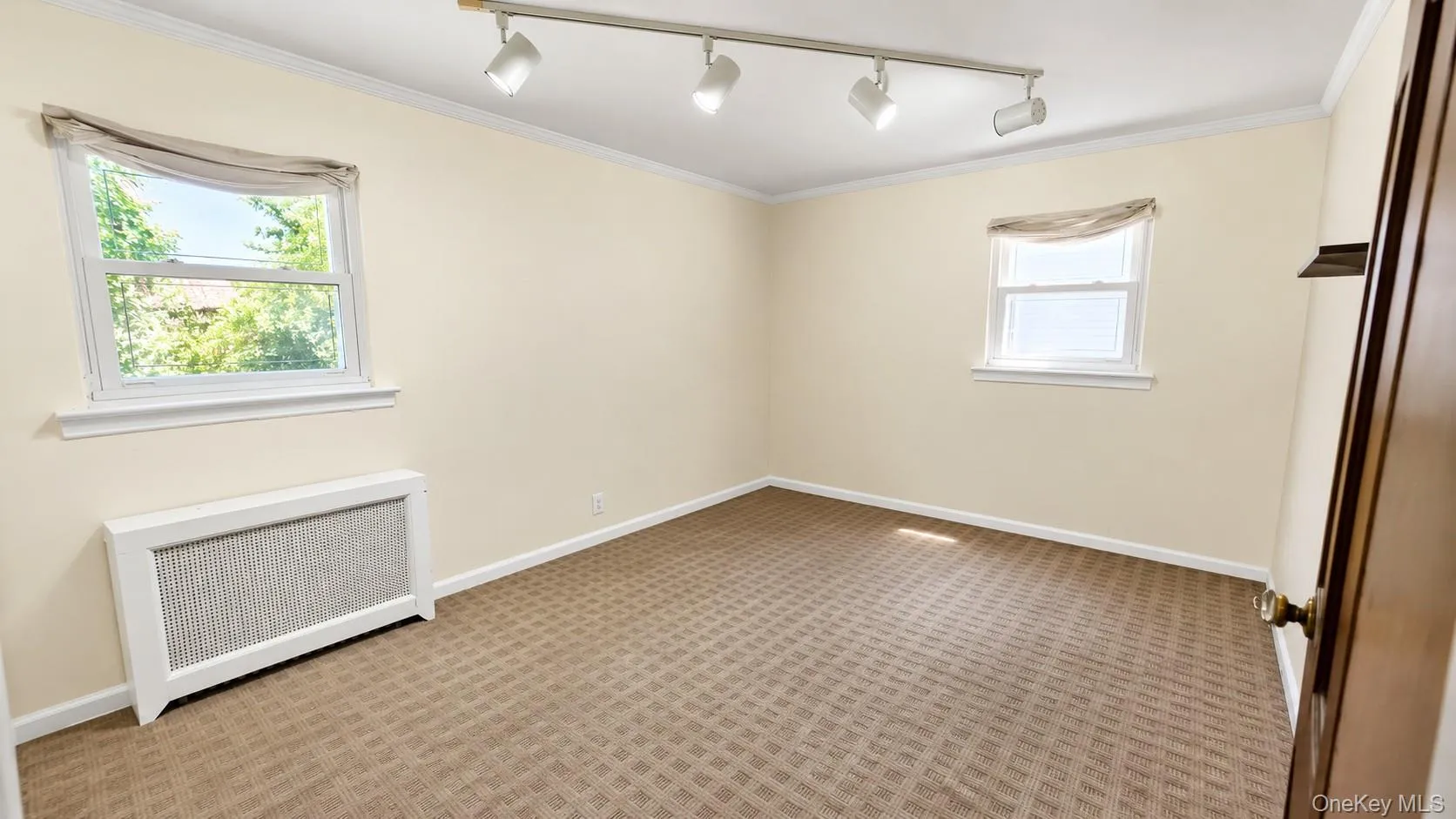 8017 215th Street, New York, NY, 3 Bedrooms Bedrooms, 5 Rooms Rooms,2 BathroomsBathrooms,Residential,For Rent,215th,0,1022523 8017 215th Street, New York, NY, 3 Bedrooms Bedrooms, 5 Rooms Rooms,2 BathroomsBathrooms,Residential,For Rent,215th,0,1022523