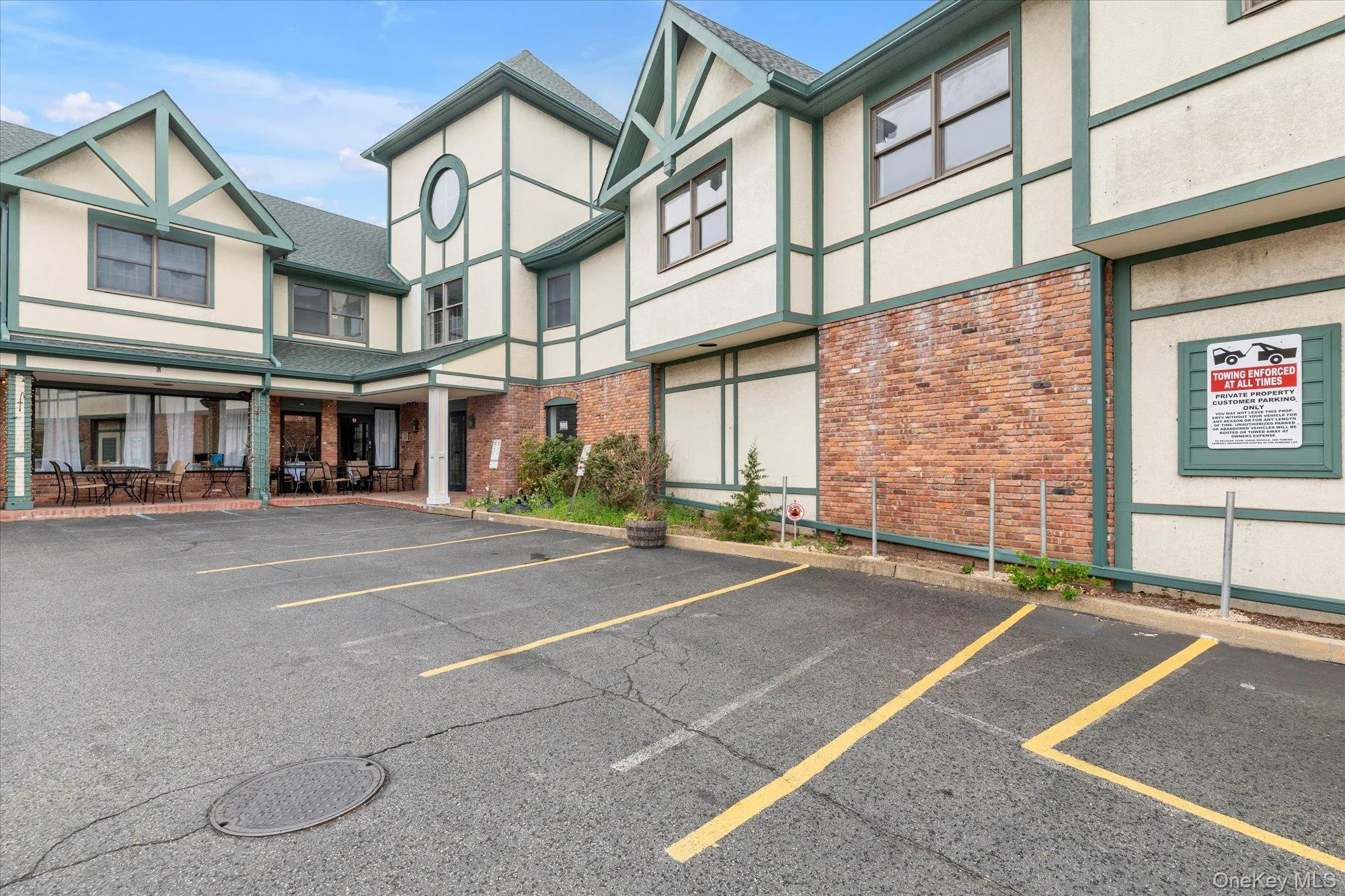 62 South Street, Oyster Bay, NY, 2 Bedrooms Bedrooms, 4 Rooms Rooms,1 BathroomBathrooms,Residential Lease,For Rent,South,0,1022524 62 South Street, Oyster Bay, NY, 2 Bedrooms Bedrooms, 4 Rooms Rooms,1 BathroomBathrooms,Residential Lease,For Rent,South,0,1022524