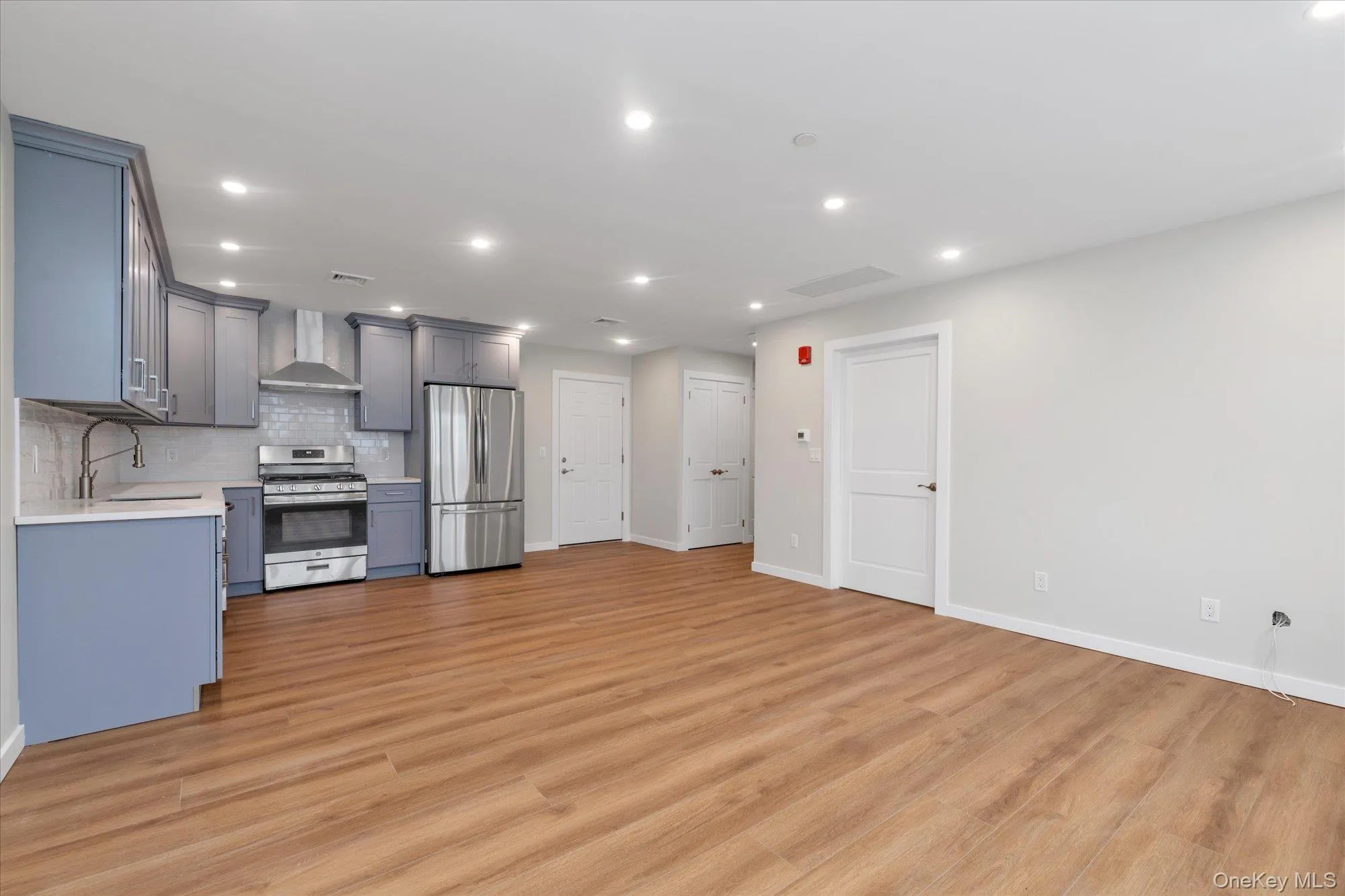 62 South Street, Oyster Bay, NY, 2 Bedrooms Bedrooms, 4 Rooms Rooms,1 BathroomBathrooms,Residential Lease,For Rent,South,0,1022524 62 South Street, Oyster Bay, NY, 2 Bedrooms Bedrooms, 4 Rooms Rooms,1 BathroomBathrooms,Residential Lease,For Rent,South,0,1022524
