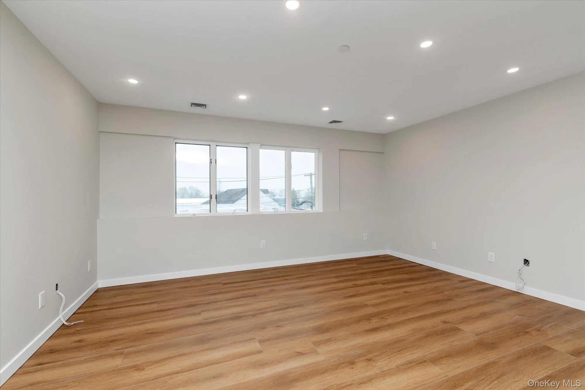 62 South Street, Oyster Bay, NY, 2 Bedrooms Bedrooms, 4 Rooms Rooms,1 BathroomBathrooms,Residential Lease,For Rent,South,0,1022524 62 South Street, Oyster Bay, NY, 2 Bedrooms Bedrooms, 4 Rooms Rooms,1 BathroomBathrooms,Residential Lease,For Rent,South,0,1022524
