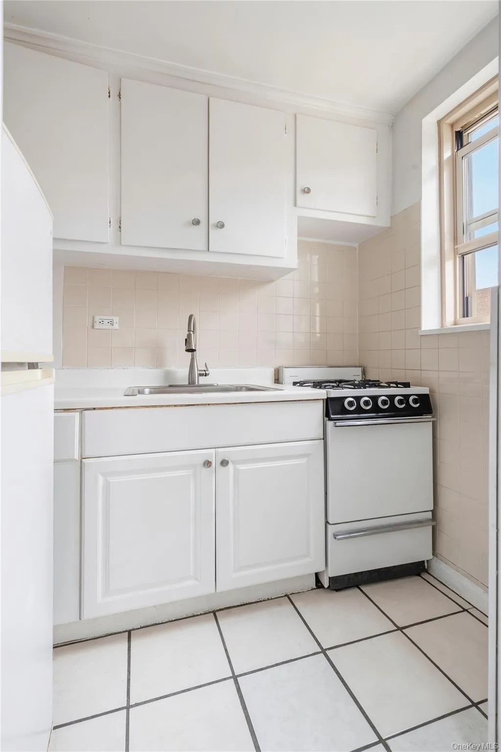 67-25 Clyde Street, New York, NY, 2 Rooms Rooms,1 BathroomBathrooms,Residential,For Rent,Clyde,0,1022529 67-25 Clyde Street, New York, NY, 2 Rooms Rooms,1 BathroomBathrooms,Residential,For Rent,Clyde,0,1022529