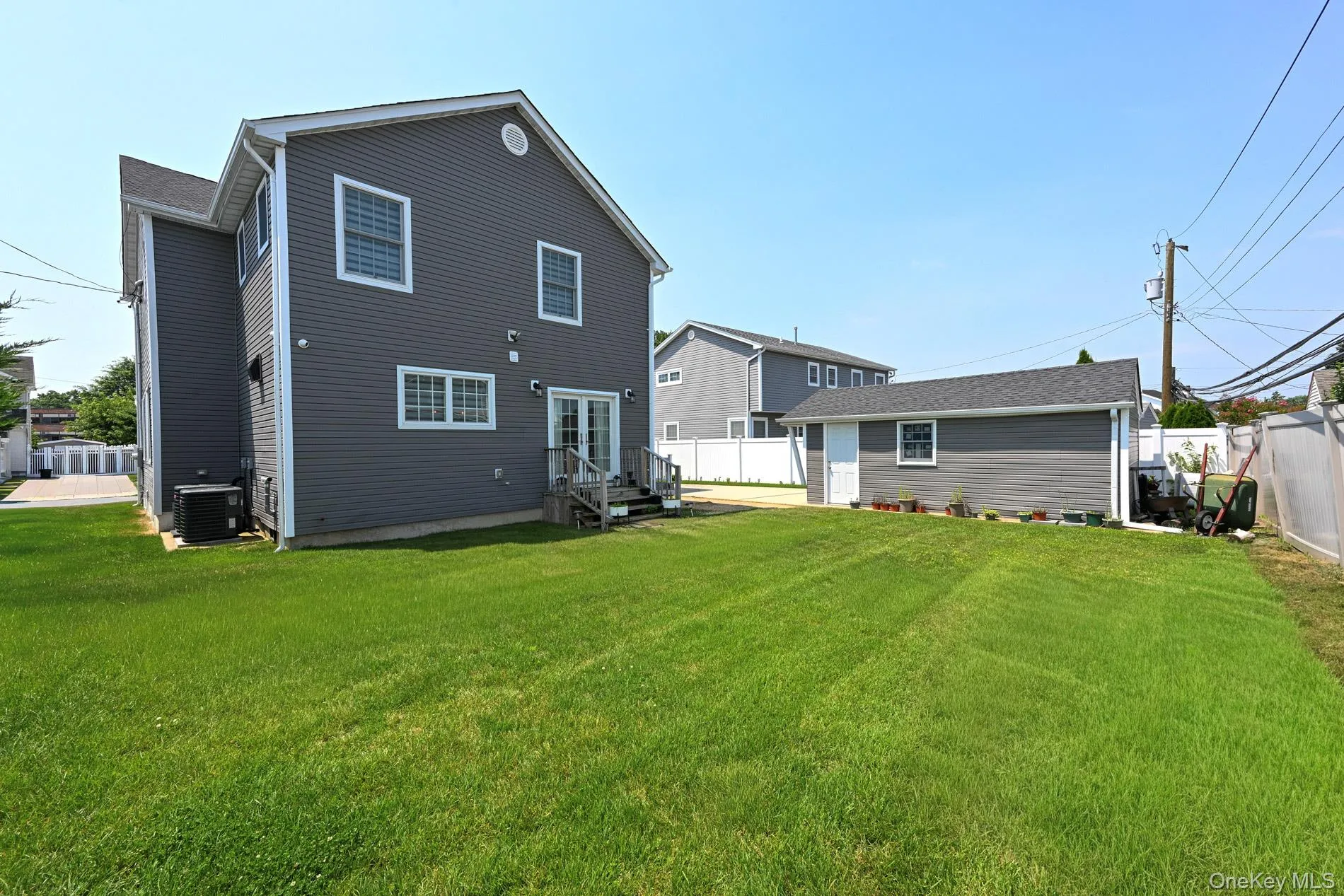 816 Gehrig Avenue, Hempstead, NY, 5 Bedrooms Bedrooms, 15 Rooms Rooms,4 BathroomsBathrooms,Residential,For Rent,Gehrig,0,1022532 816 Gehrig Avenue, Hempstead, NY, 5 Bedrooms Bedrooms, 15 Rooms Rooms,4 BathroomsBathrooms,Residential,For Rent,Gehrig,0,1022532