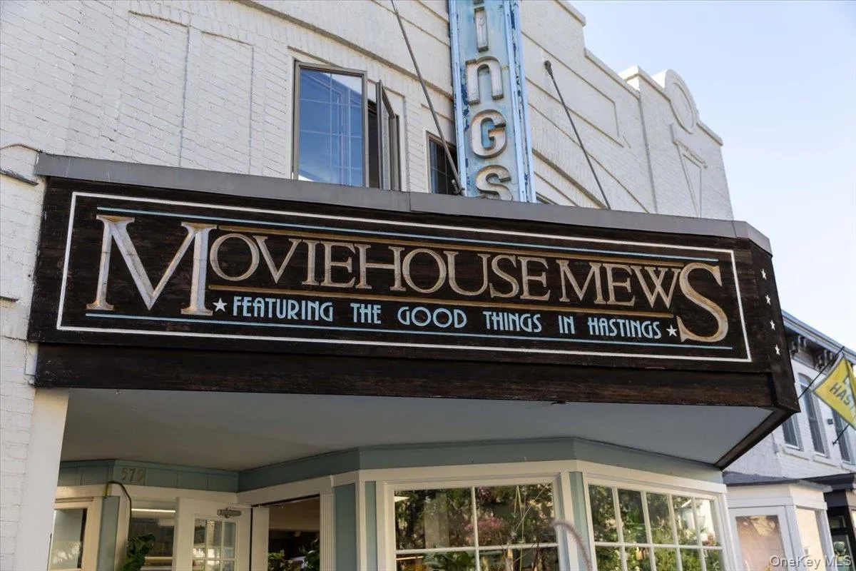 Explore unique local culture, boutique shops, and entertainment destinations. Explore unique local culture, boutique shops, and entertainment destinations.