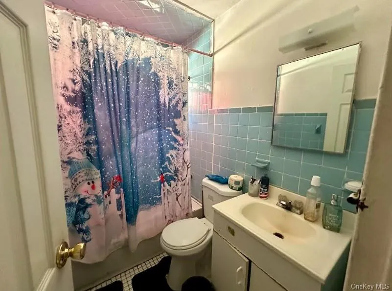 617 Freeman Avenue, Islip, NY, 3 Bedrooms Bedrooms, 6 Rooms Rooms,1 BathroomBathrooms,Residential,For Rent,Freeman,0,1022537 617 Freeman Avenue, Islip, NY, 3 Bedrooms Bedrooms, 6 Rooms Rooms,1 BathroomBathrooms,Residential,For Rent,Freeman,0,1022537