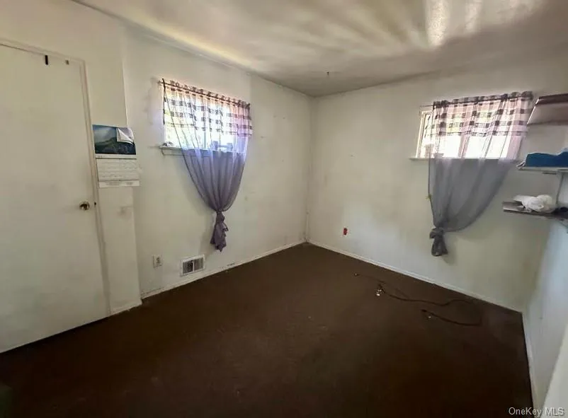 617 Freeman Avenue, Islip, NY, 3 Bedrooms Bedrooms, 6 Rooms Rooms,1 BathroomBathrooms,Residential,For Rent,Freeman,0,1022537 617 Freeman Avenue, Islip, NY, 3 Bedrooms Bedrooms, 6 Rooms Rooms,1 BathroomBathrooms,Residential,For Rent,Freeman,0,1022537