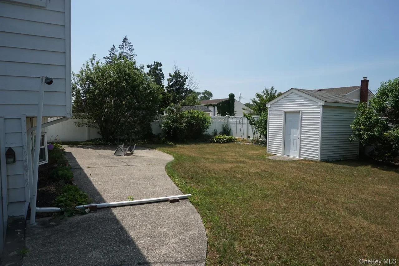 820 Indiana Avenue, Babylon, NY, 4 Bedrooms Bedrooms, 6 Rooms Rooms,2 BathroomsBathrooms,Residential,For Rent,Indiana,0,1022539 820 Indiana Avenue, Babylon, NY, 4 Bedrooms Bedrooms, 6 Rooms Rooms,2 BathroomsBathrooms,Residential,For Rent,Indiana,0,1022539