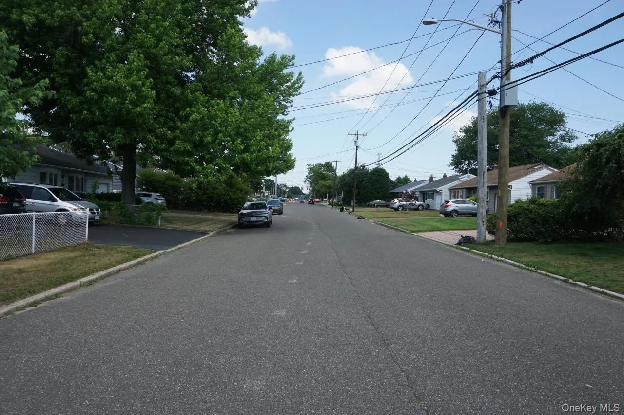 820 Indiana Avenue, Babylon, NY, 4 Bedrooms Bedrooms, 6 Rooms Rooms,2 BathroomsBathrooms,Residential,For Rent,Indiana,0,1022539 820 Indiana Avenue, Babylon, NY, 4 Bedrooms Bedrooms, 6 Rooms Rooms,2 BathroomsBathrooms,Residential,For Rent,Indiana,0,1022539