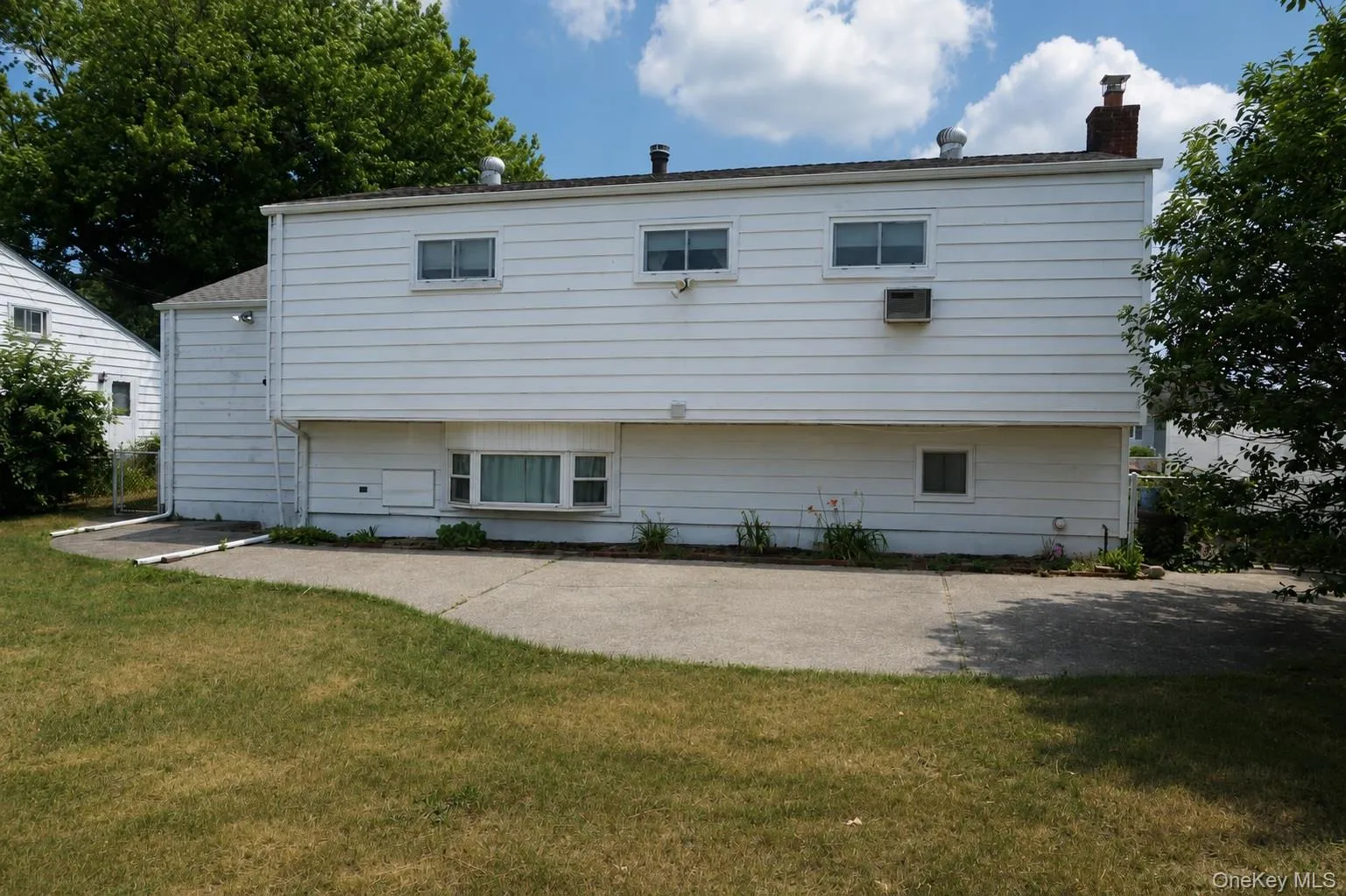820 Indiana Avenue, Babylon, NY, 4 Bedrooms Bedrooms, 6 Rooms Rooms,2 BathroomsBathrooms,Residential,For Rent,Indiana,0,1022539 820 Indiana Avenue, Babylon, NY, 4 Bedrooms Bedrooms, 6 Rooms Rooms,2 BathroomsBathrooms,Residential,For Rent,Indiana,0,1022539