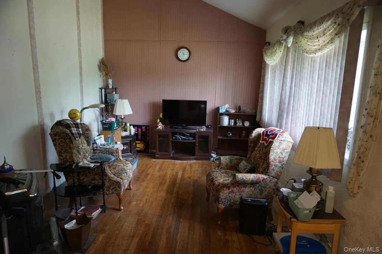 820 Indiana Avenue, Babylon, NY, 4 Bedrooms Bedrooms, 6 Rooms Rooms,2 BathroomsBathrooms,Residential,For Rent,Indiana,0,1022539 820 Indiana Avenue, Babylon, NY, 4 Bedrooms Bedrooms, 6 Rooms Rooms,2 BathroomsBathrooms,Residential,For Rent,Indiana,0,1022539