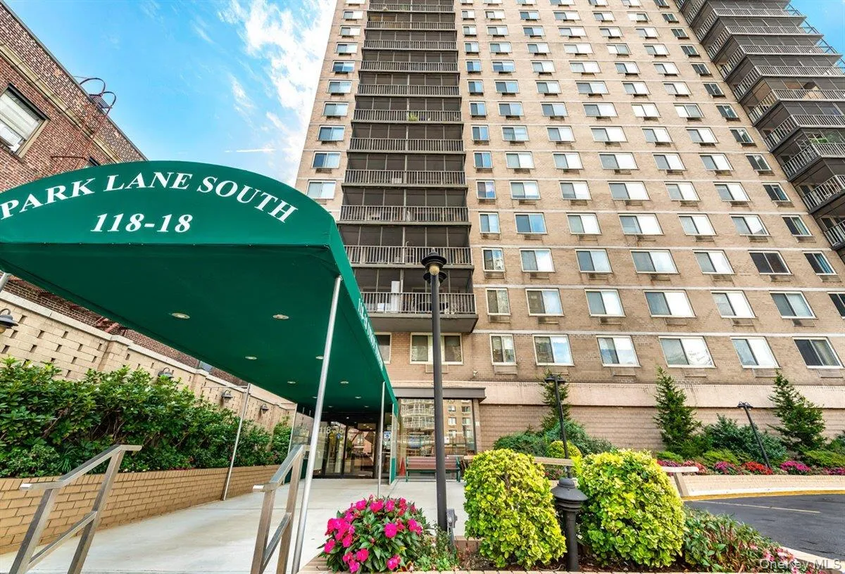 118-18 Union Turnpike, New York, NY, 1 Bedroom Bedrooms, 4 Rooms Rooms,1 BathroomBathrooms,Residential,For Rent,Union,0,1022543 118-18 Union Turnpike, New York, NY, 1 Bedroom Bedrooms, 4 Rooms Rooms,1 BathroomBathrooms,Residential,For Rent,Union,0,1022543