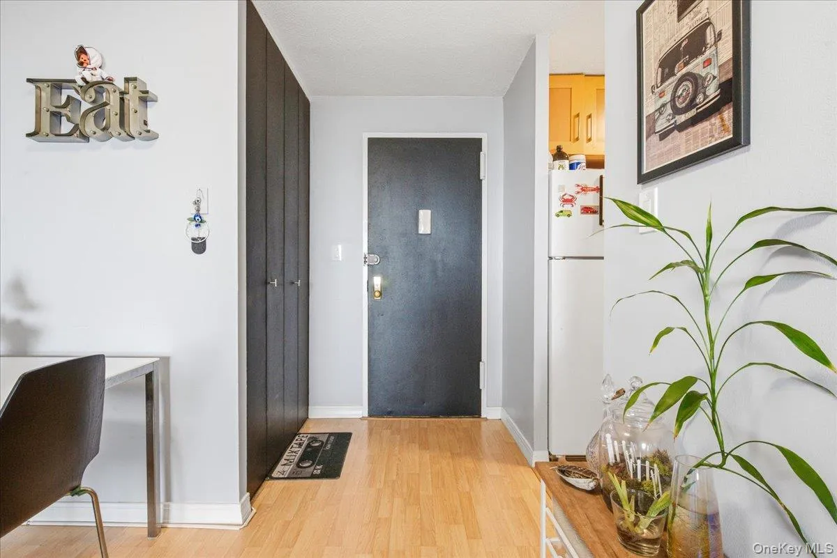 118-18 Union Turnpike, New York, NY, 1 Bedroom Bedrooms, 4 Rooms Rooms,1 BathroomBathrooms,Residential,For Rent,Union,0,1022543 118-18 Union Turnpike, New York, NY, 1 Bedroom Bedrooms, 4 Rooms Rooms,1 BathroomBathrooms,Residential,For Rent,Union,0,1022543