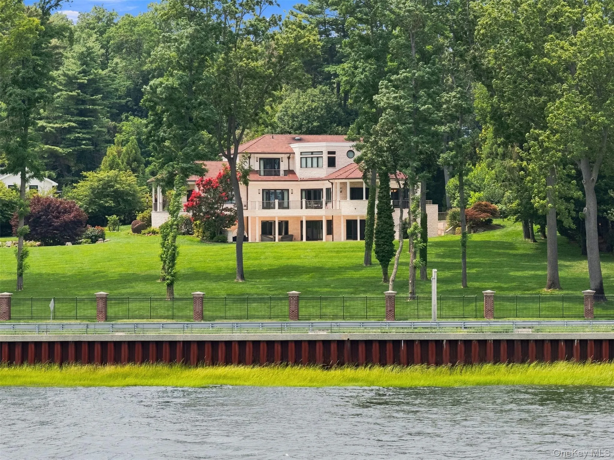 900 Shore Road, Oyster Bay, NY, 5 Bedrooms Bedrooms, 16 Rooms Rooms,4 BathroomsBathrooms,Residential,For Rent,Shore,0,1022544 900 Shore Road, Oyster Bay, NY, 5 Bedrooms Bedrooms, 16 Rooms Rooms,4 BathroomsBathrooms,Residential,For Rent,Shore,0,1022544