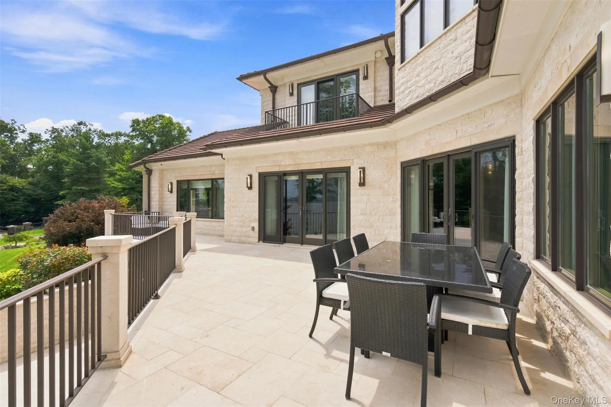 900 Shore Road, Oyster Bay, NY, 5 Bedrooms Bedrooms, 16 Rooms Rooms,4 BathroomsBathrooms,Residential,For Rent,Shore,0,1022544 900 Shore Road, Oyster Bay, NY, 5 Bedrooms Bedrooms, 16 Rooms Rooms,4 BathroomsBathrooms,Residential,For Rent,Shore,0,1022544