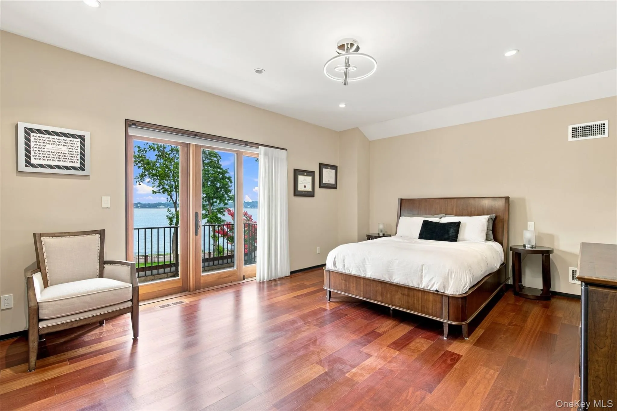 900 Shore Road, Oyster Bay, NY, 5 Bedrooms Bedrooms, 16 Rooms Rooms,4 BathroomsBathrooms,Residential,For Rent,Shore,0,1022544 900 Shore Road, Oyster Bay, NY, 5 Bedrooms Bedrooms, 16 Rooms Rooms,4 BathroomsBathrooms,Residential,For Rent,Shore,0,1022544
