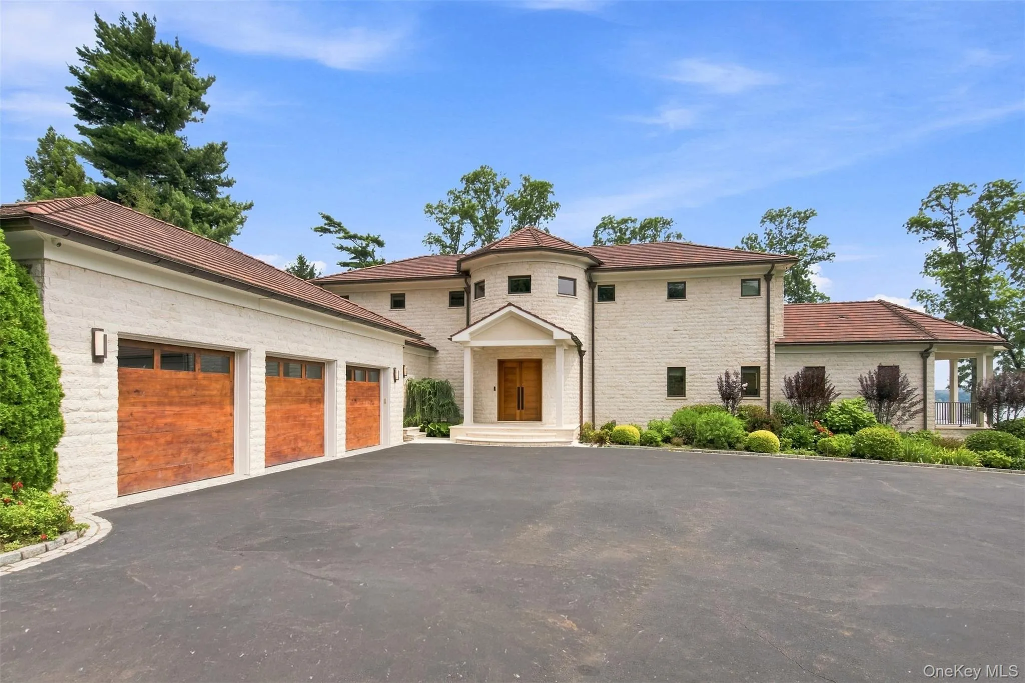 900 Shore Road, Oyster Bay, NY, 5 Bedrooms Bedrooms, 16 Rooms Rooms,4 BathroomsBathrooms,Residential,For Rent,Shore,0,1022544 900 Shore Road, Oyster Bay, NY, 5 Bedrooms Bedrooms, 16 Rooms Rooms,4 BathroomsBathrooms,Residential,For Rent,Shore,0,1022544