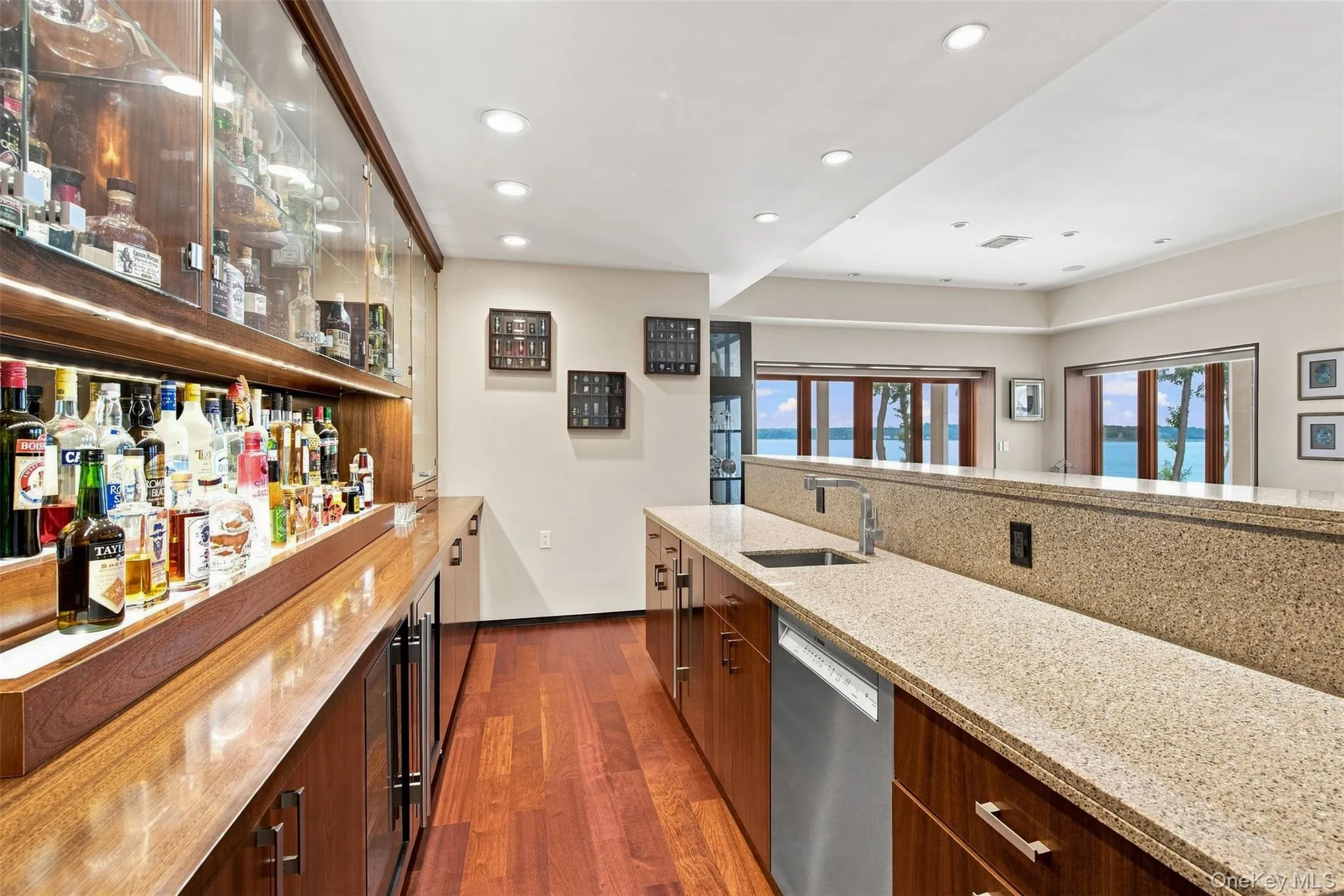900 Shore Road, Oyster Bay, NY, 5 Bedrooms Bedrooms, 16 Rooms Rooms,4 BathroomsBathrooms,Residential,For Rent,Shore,0,1022544 900 Shore Road, Oyster Bay, NY, 5 Bedrooms Bedrooms, 16 Rooms Rooms,4 BathroomsBathrooms,Residential,For Rent,Shore,0,1022544