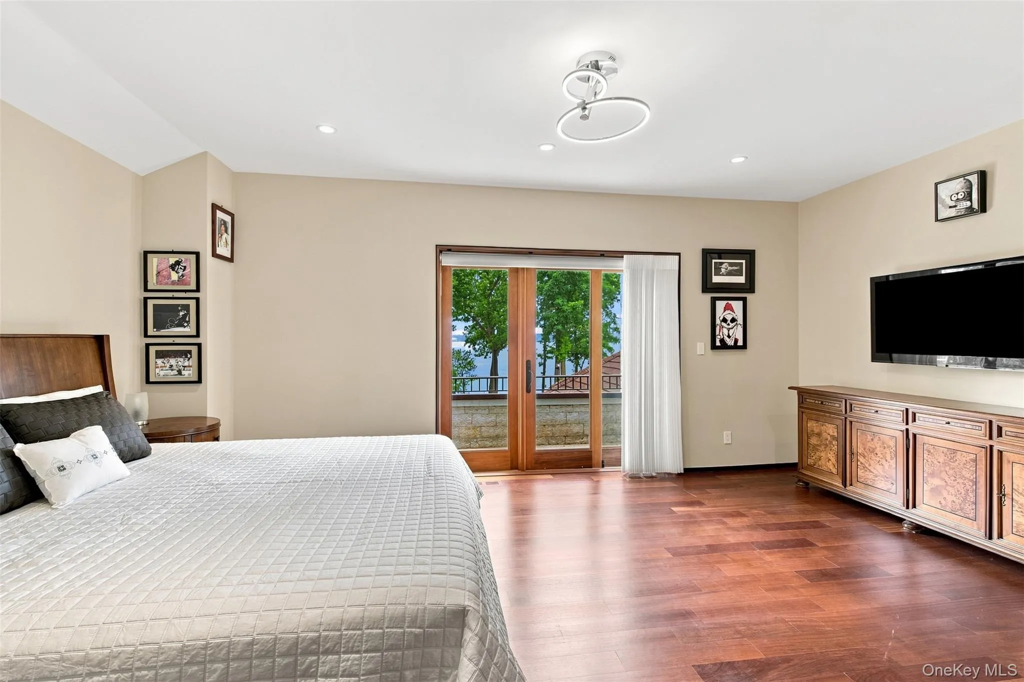 900 Shore Road, Oyster Bay, NY, 5 Bedrooms Bedrooms, 16 Rooms Rooms,4 BathroomsBathrooms,Residential,For Rent,Shore,0,1022544 900 Shore Road, Oyster Bay, NY, 5 Bedrooms Bedrooms, 16 Rooms Rooms,4 BathroomsBathrooms,Residential,For Rent,Shore,0,1022544