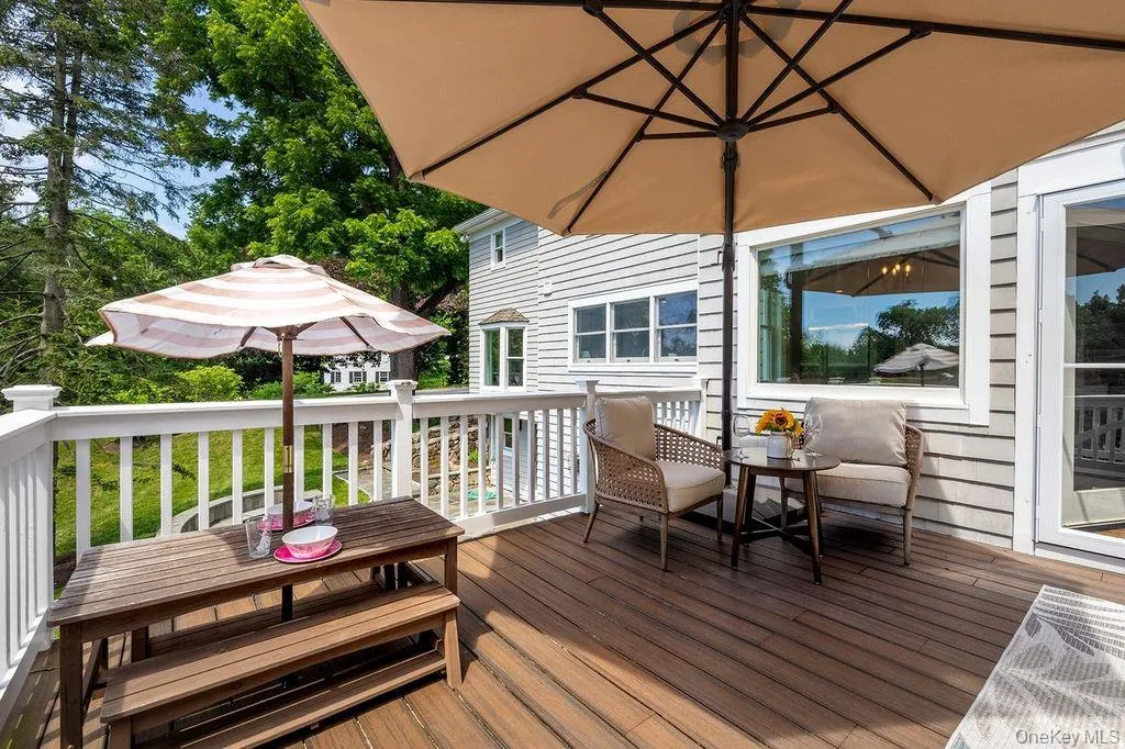 Deck Deck