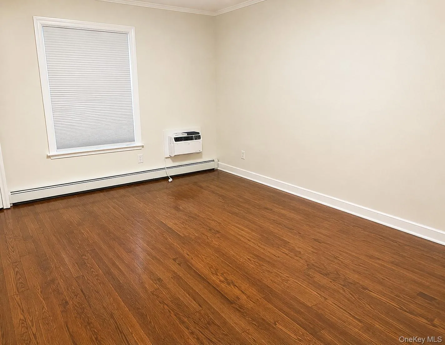 188-06 Soho Drive, New York, NY, 5 Bedrooms Bedrooms, 8 Rooms Rooms,3 BathroomsBathrooms,Residential Lease,For Rent,Soho,0,1022547 188-06 Soho Drive, New York, NY, 5 Bedrooms Bedrooms, 8 Rooms Rooms,3 BathroomsBathrooms,Residential Lease,For Rent,Soho,0,1022547