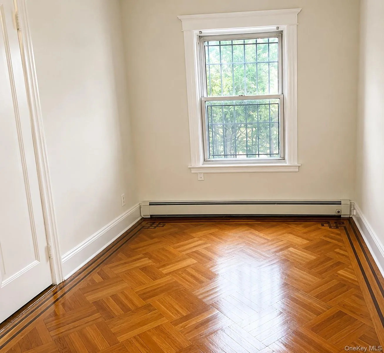 188-06 Soho Drive, New York, NY, 5 Bedrooms Bedrooms, 8 Rooms Rooms,3 BathroomsBathrooms,Residential Lease,For Rent,Soho,0,1022547 188-06 Soho Drive, New York, NY, 5 Bedrooms Bedrooms, 8 Rooms Rooms,3 BathroomsBathrooms,Residential Lease,For Rent,Soho,0,1022547