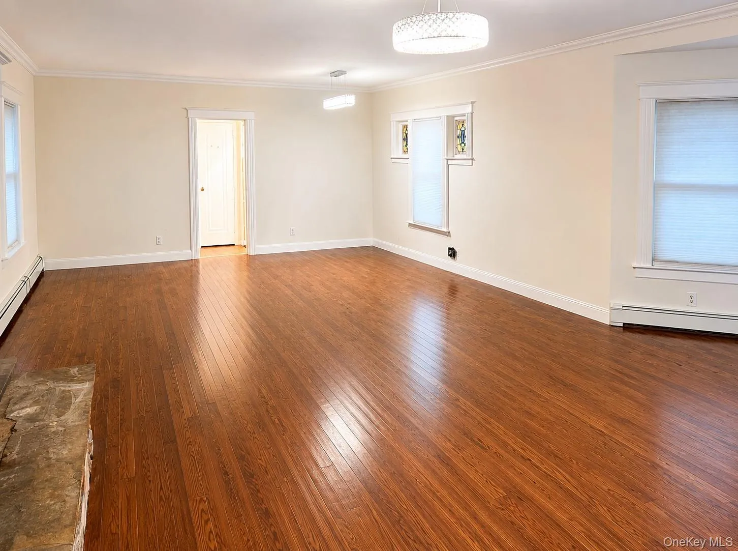 188-06 Soho Drive, New York, NY, 5 Bedrooms Bedrooms, 8 Rooms Rooms,3 BathroomsBathrooms,Residential Lease,For Rent,Soho,0,1022547 188-06 Soho Drive, New York, NY, 5 Bedrooms Bedrooms, 8 Rooms Rooms,3 BathroomsBathrooms,Residential Lease,For Rent,Soho,0,1022547