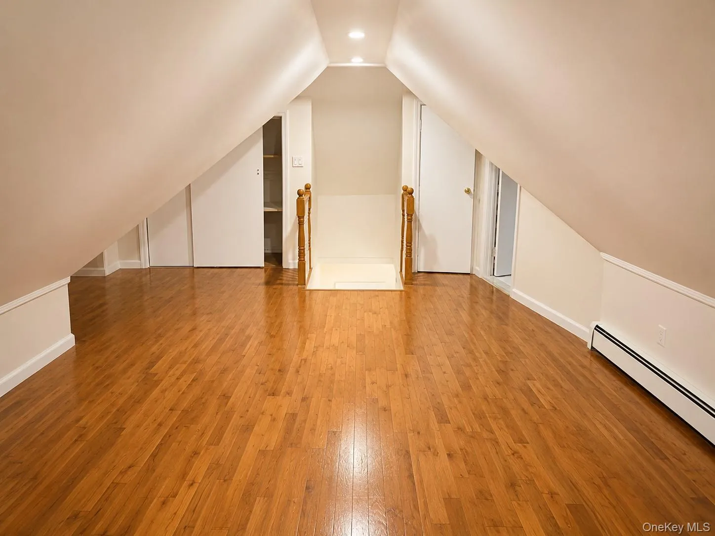188-06 Soho Drive, New York, NY, 5 Bedrooms Bedrooms, 8 Rooms Rooms,3 BathroomsBathrooms,Residential Lease,For Rent,Soho,0,1022547 188-06 Soho Drive, New York, NY, 5 Bedrooms Bedrooms, 8 Rooms Rooms,3 BathroomsBathrooms,Residential Lease,For Rent,Soho,0,1022547
