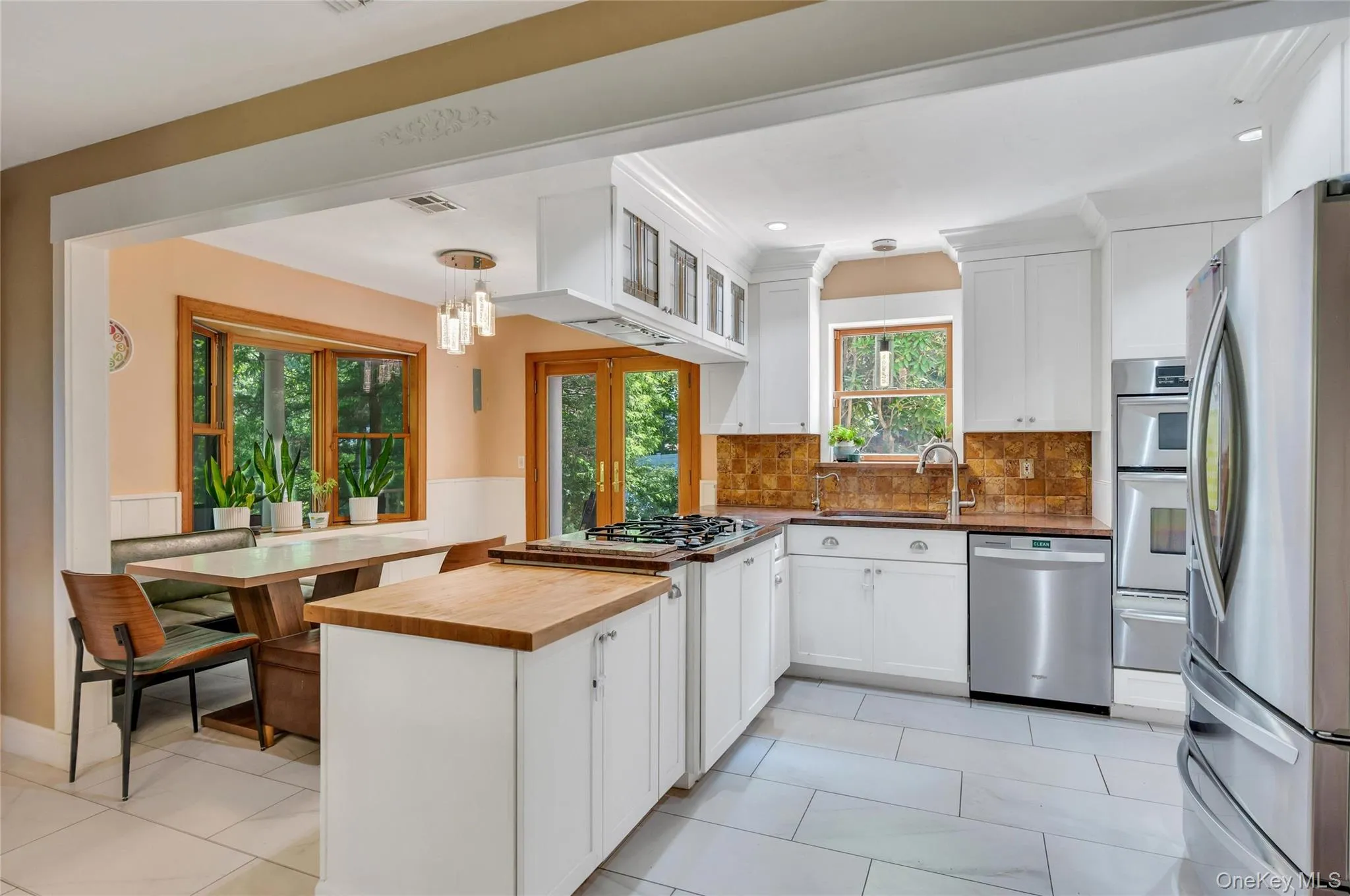 3 Spruce Circle, Brookhaven, NY, 5 Bedrooms Bedrooms, 10 Rooms Rooms,2 BathroomsBathrooms,Residential,For Rent,Spruce,0,1022549 3 Spruce Circle, Brookhaven, NY, 5 Bedrooms Bedrooms, 10 Rooms Rooms,2 BathroomsBathrooms,Residential,For Rent,Spruce,0,1022549