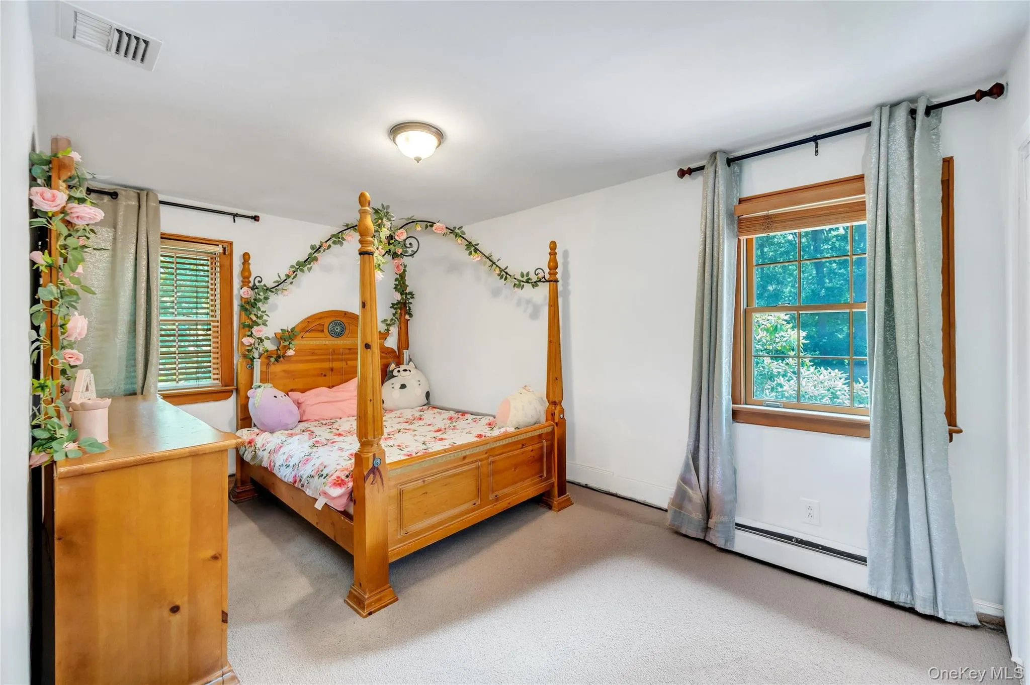 3 Spruce Circle, Brookhaven, NY, 5 Bedrooms Bedrooms, 10 Rooms Rooms,2 BathroomsBathrooms,Residential,For Rent,Spruce,0,1022549 3 Spruce Circle, Brookhaven, NY, 5 Bedrooms Bedrooms, 10 Rooms Rooms,2 BathroomsBathrooms,Residential,For Rent,Spruce,0,1022549