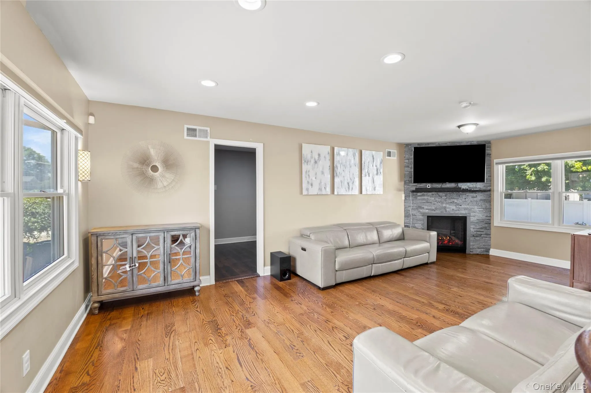 1801 Gerald Avenue, Hempstead, NY, 4 Bedrooms Bedrooms, 9 Rooms Rooms,3 BathroomsBathrooms,Residential,For Rent,Gerald,0,1022551 1801 Gerald Avenue, Hempstead, NY, 4 Bedrooms Bedrooms, 9 Rooms Rooms,3 BathroomsBathrooms,Residential,For Rent,Gerald,0,1022551