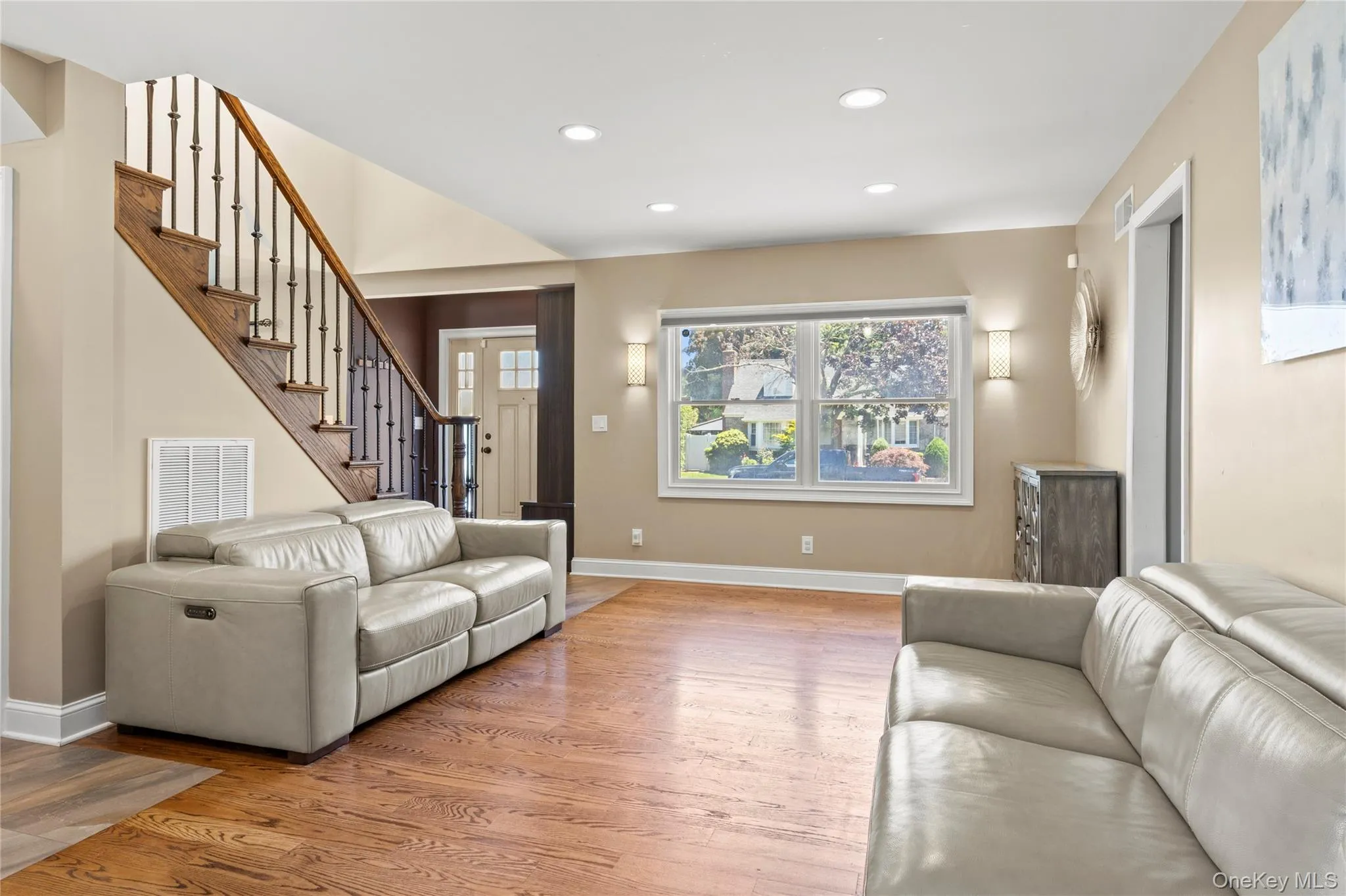 1801 Gerald Avenue, Hempstead, NY, 4 Bedrooms Bedrooms, 9 Rooms Rooms,3 BathroomsBathrooms,Residential,For Rent,Gerald,0,1022551 1801 Gerald Avenue, Hempstead, NY, 4 Bedrooms Bedrooms, 9 Rooms Rooms,3 BathroomsBathrooms,Residential,For Rent,Gerald,0,1022551