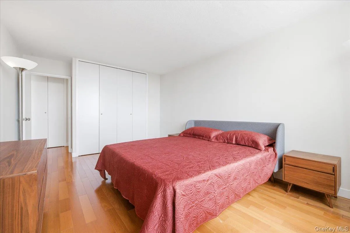 118-18 Union Turnpike, New York, NY, 1 Bedroom Bedrooms, 4 Rooms Rooms,1 BathroomBathrooms,Residential,For Rent,Union,0,1022556 118-18 Union Turnpike, New York, NY, 1 Bedroom Bedrooms, 4 Rooms Rooms,1 BathroomBathrooms,Residential,For Rent,Union,0,1022556