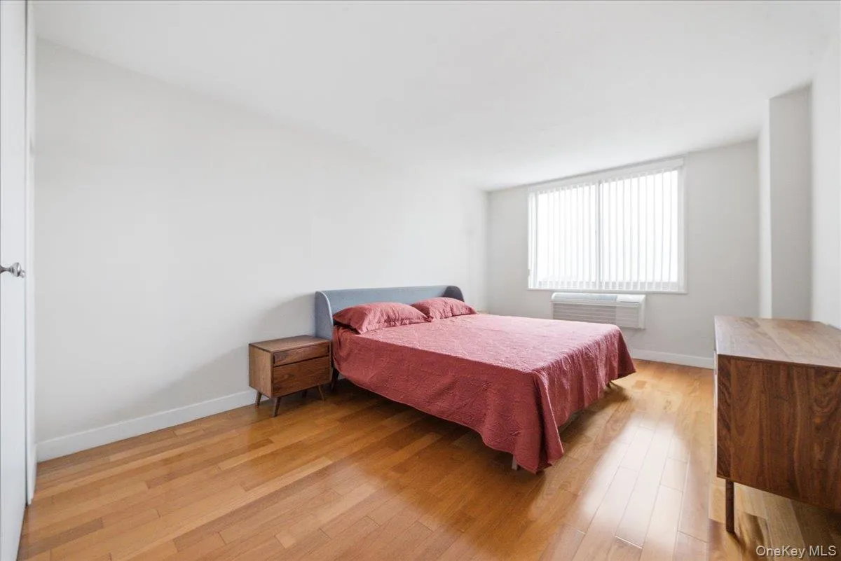 118-18 Union Turnpike, New York, NY, 1 Bedroom Bedrooms, 4 Rooms Rooms,1 BathroomBathrooms,Residential,For Rent,Union,0,1022556 118-18 Union Turnpike, New York, NY, 1 Bedroom Bedrooms, 4 Rooms Rooms,1 BathroomBathrooms,Residential,For Rent,Union,0,1022556