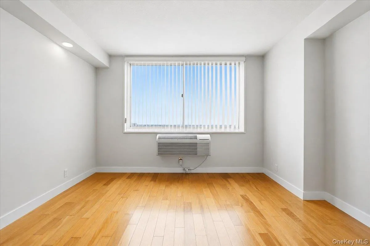 118-18 Union Turnpike, New York, NY, 1 Bedroom Bedrooms, 4 Rooms Rooms,1 BathroomBathrooms,Residential,For Rent,Union,0,1022556 118-18 Union Turnpike, New York, NY, 1 Bedroom Bedrooms, 4 Rooms Rooms,1 BathroomBathrooms,Residential,For Rent,Union,0,1022556